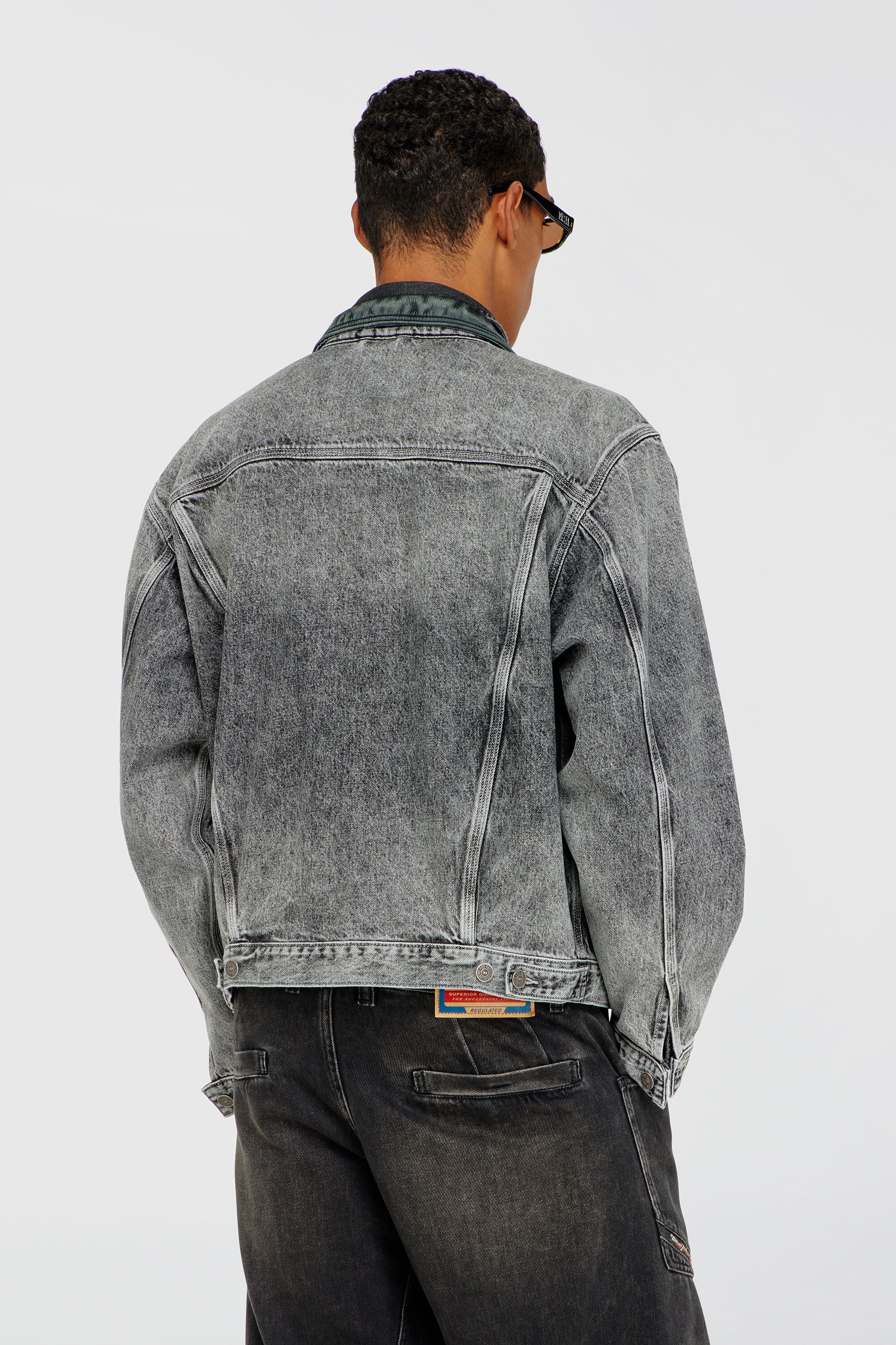 Women's Denim trucker jacket with tonal leather trims | Grey