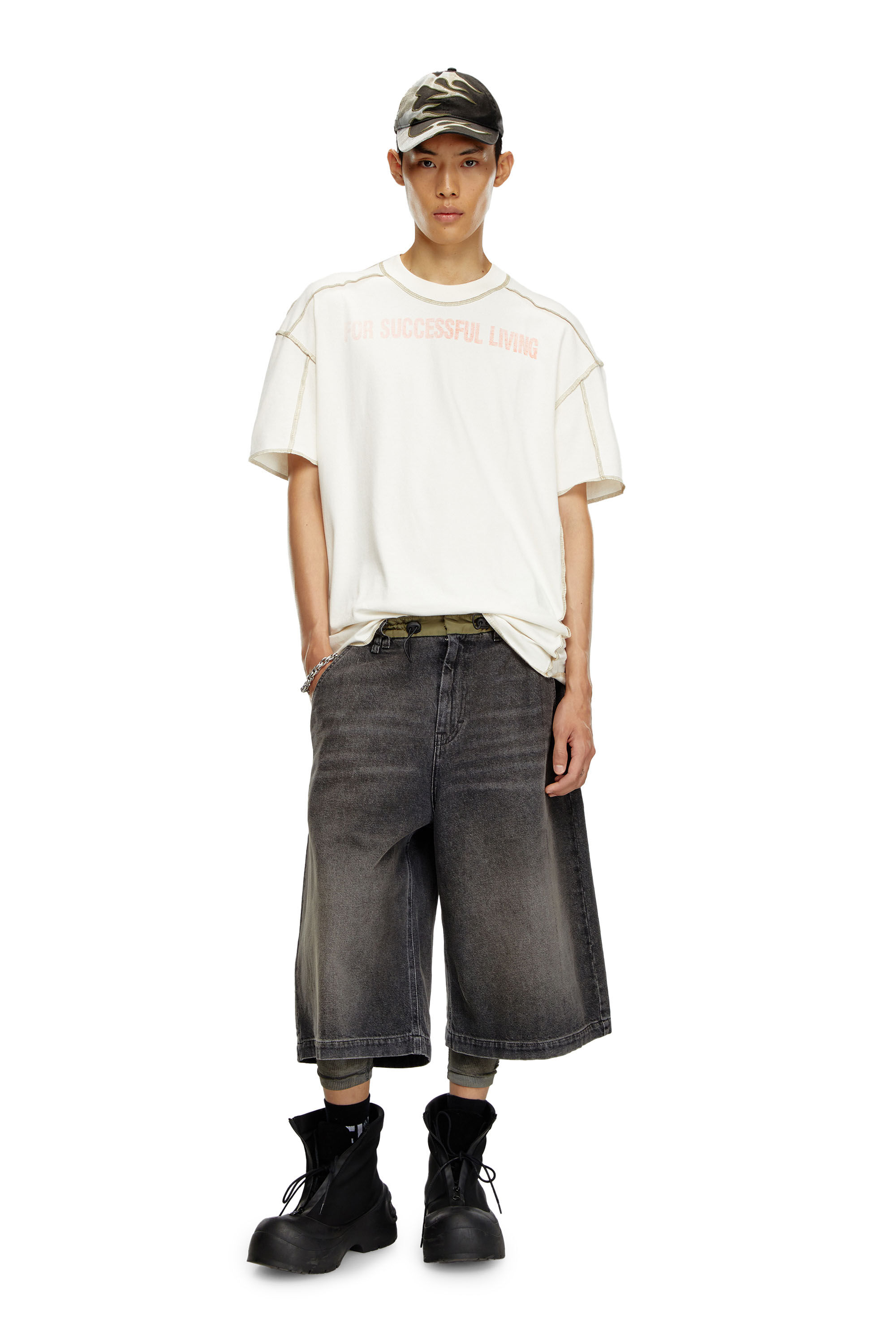 Diesel - T-CRAOR, T-shirt avec effet « inside-out » Homme in Blanc - 1