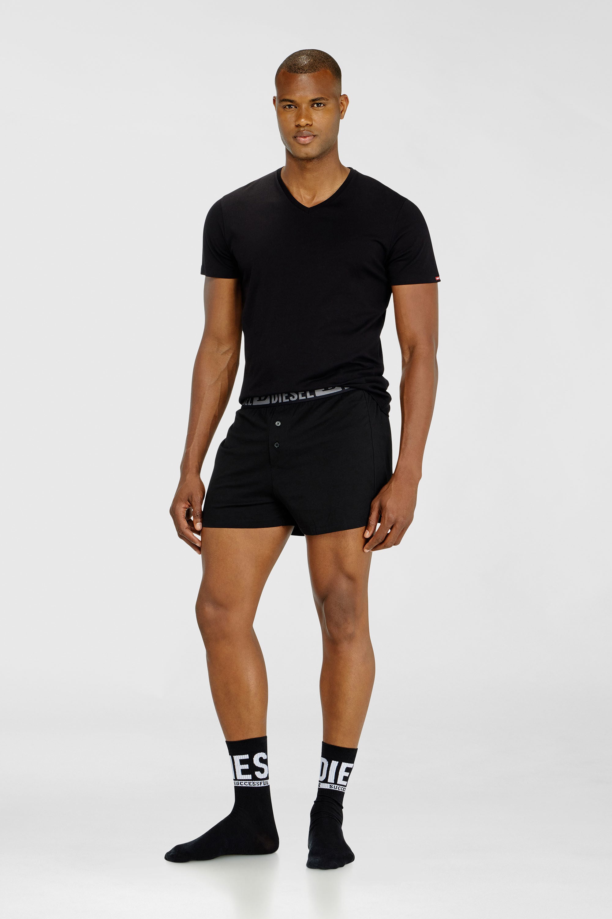 Diesel - MICHAEL-D-CORE-3PACK, Pack de tres camisetas de algod&oacute;n con cuello de pico Hombre in Negro - 1
