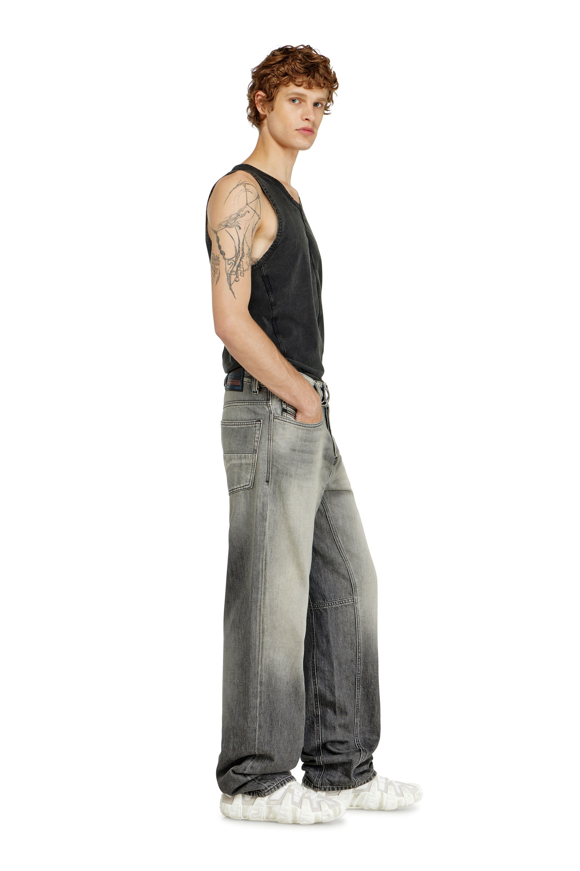 Men's Relaxed Jeans | Grey | Diesel 2001 D-Macro