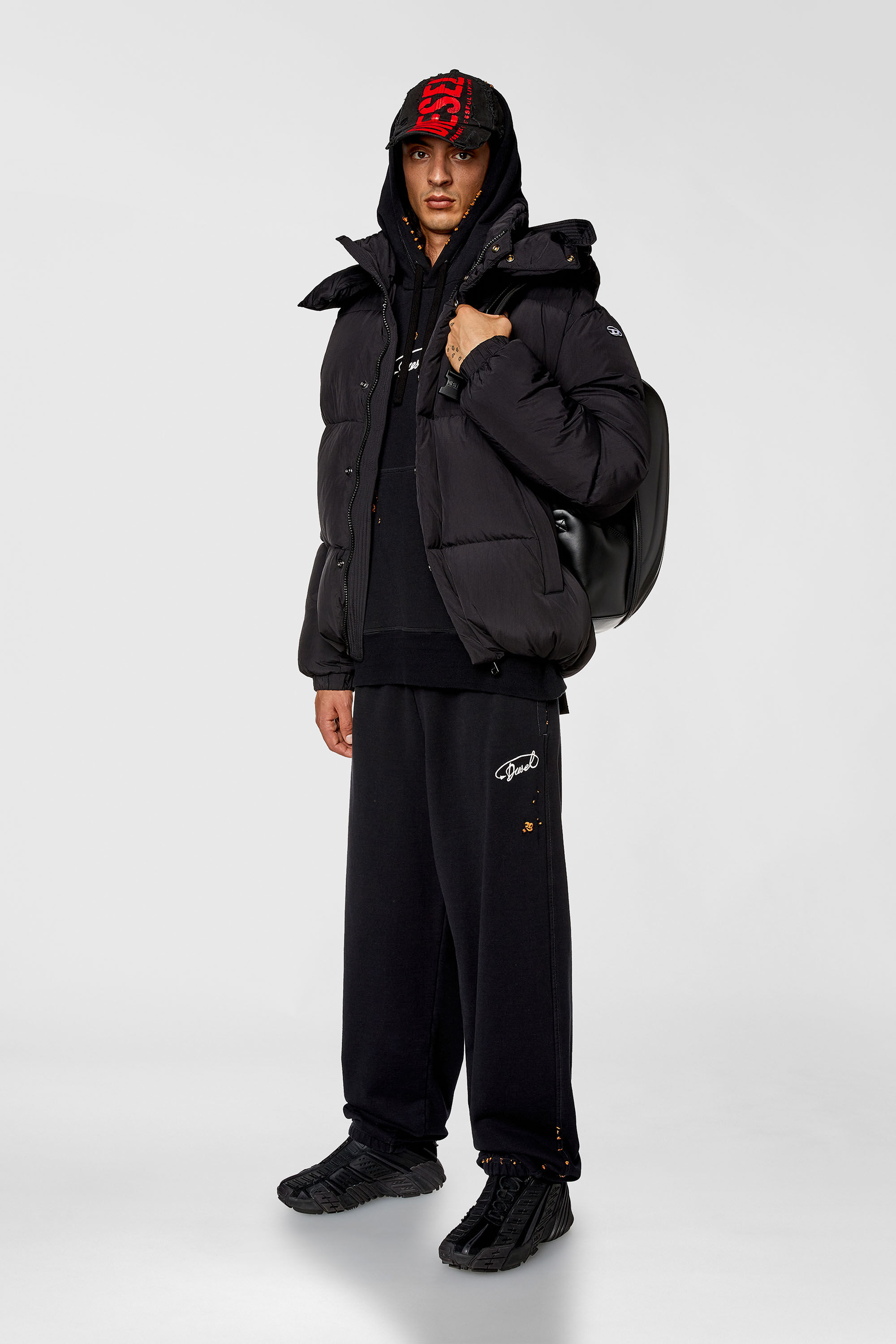 Diesel - W-ROLFYS, Man's Down jacket in recycled nylon taslan in Black - 1