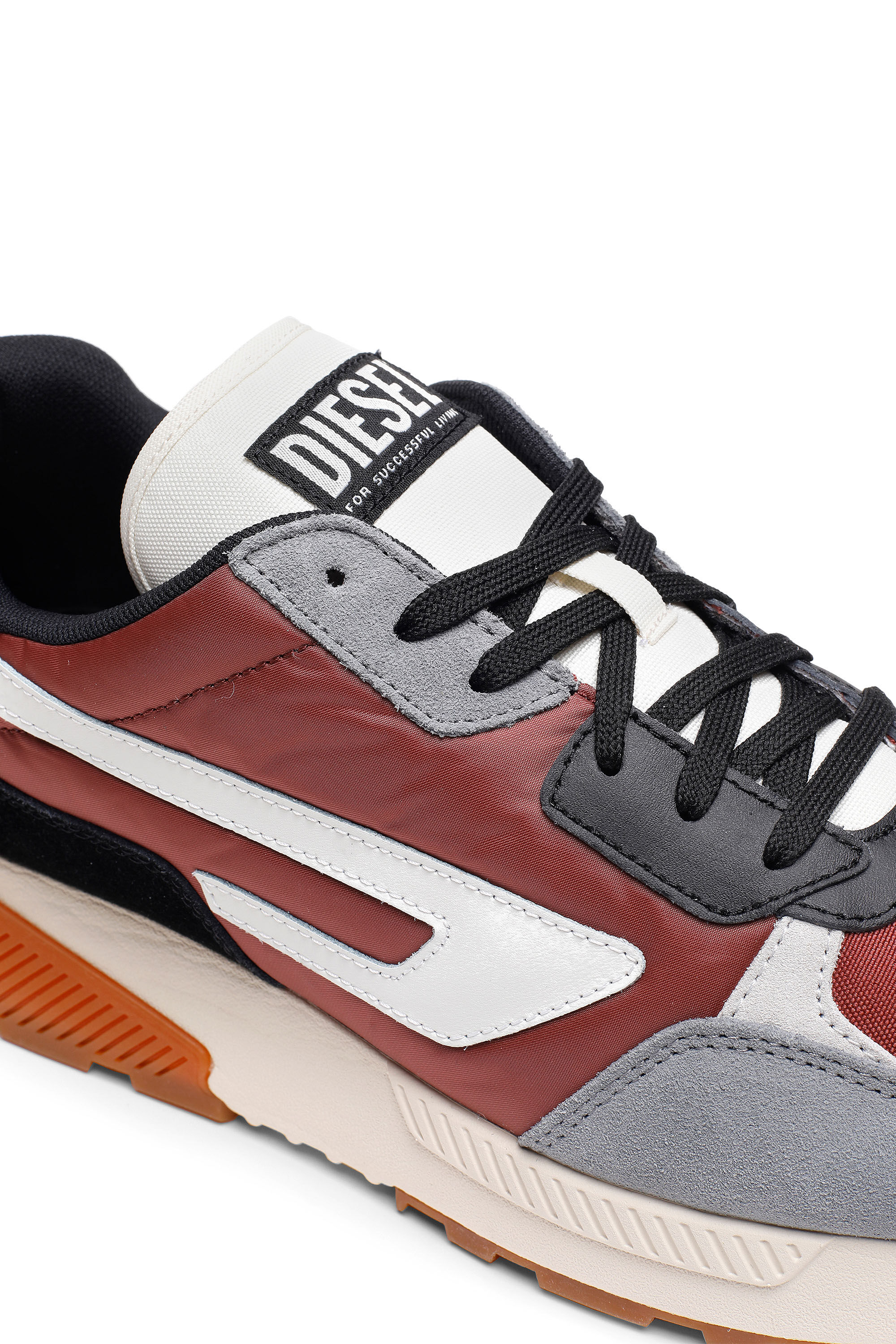 S-TYCHE LL Man: Running sneakers with D logo | Diesel S-TYCHE LL Man: Running sneakers with D logo | Diesel