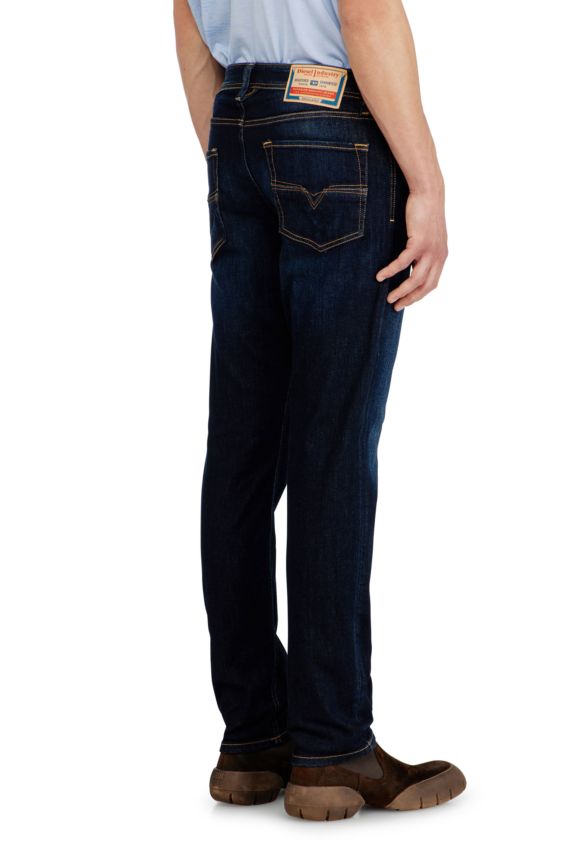 Men's Regular Jeans | Dark Blue | Diesel 1986 Larkee-Beex