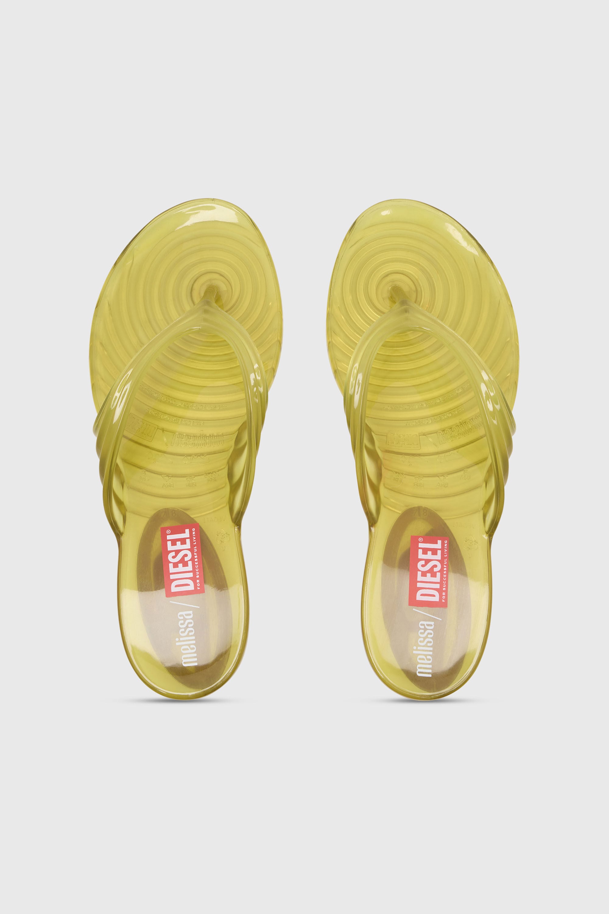 Diesel - MELISSA QUANTUM THONG, Tong sculpturale en Melflex&reg; Femme in Jaune - 4