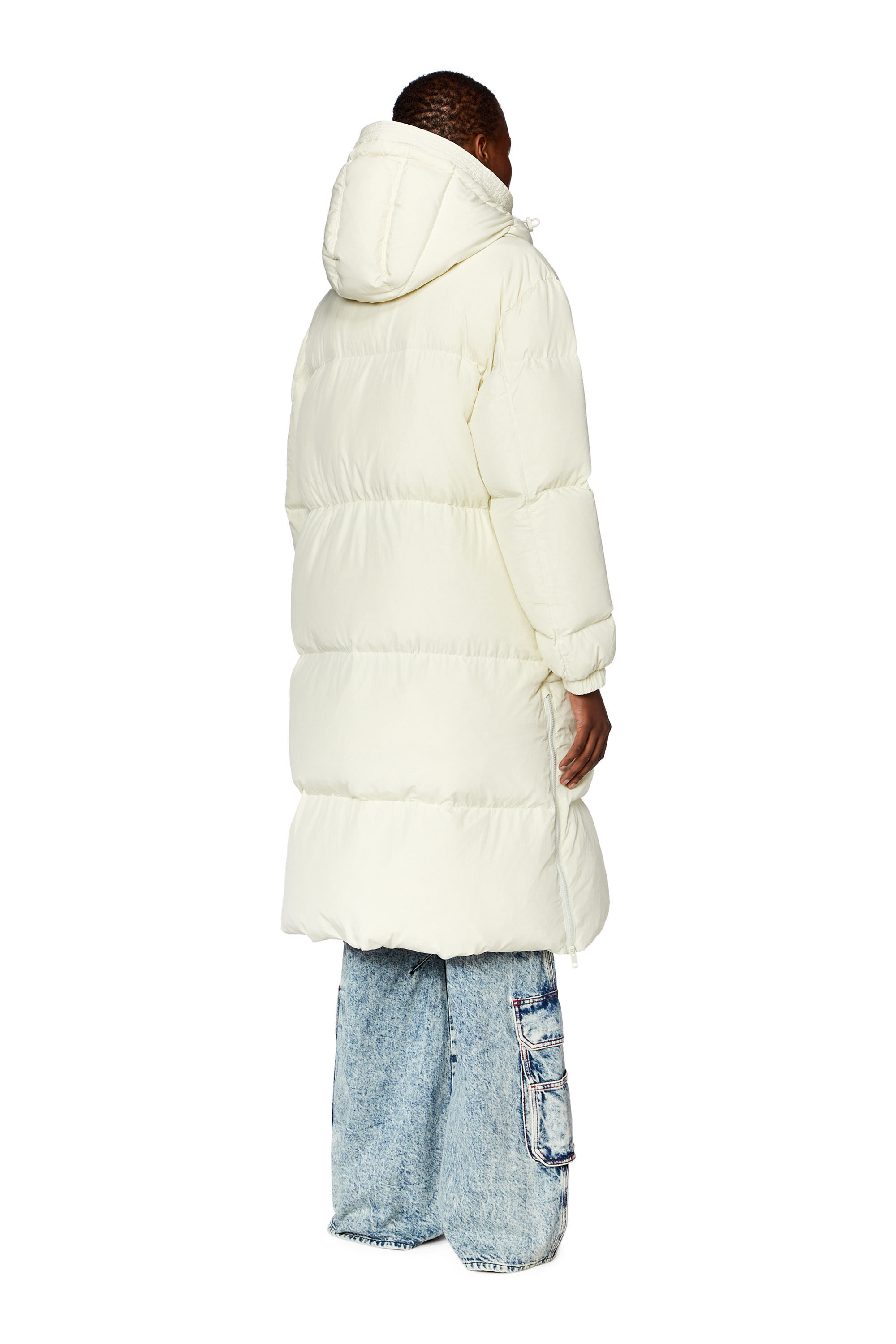 Diesel - W-PEYT, Doudoune en taslan de nylon recyclé Femme in Blanc - 4