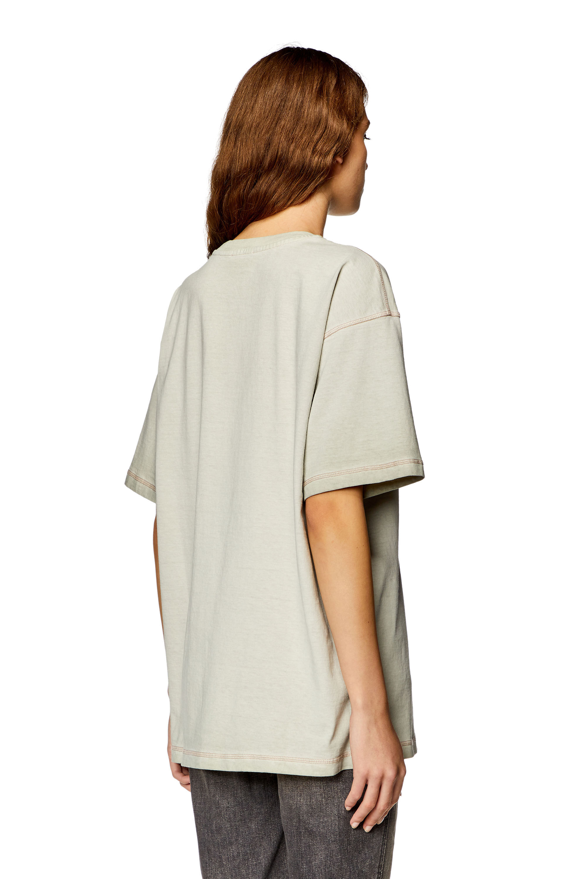 Diesel - T-BUXT-N4, Camiseta con estampado de coraz&oacute;n Mujer in Beige - 4