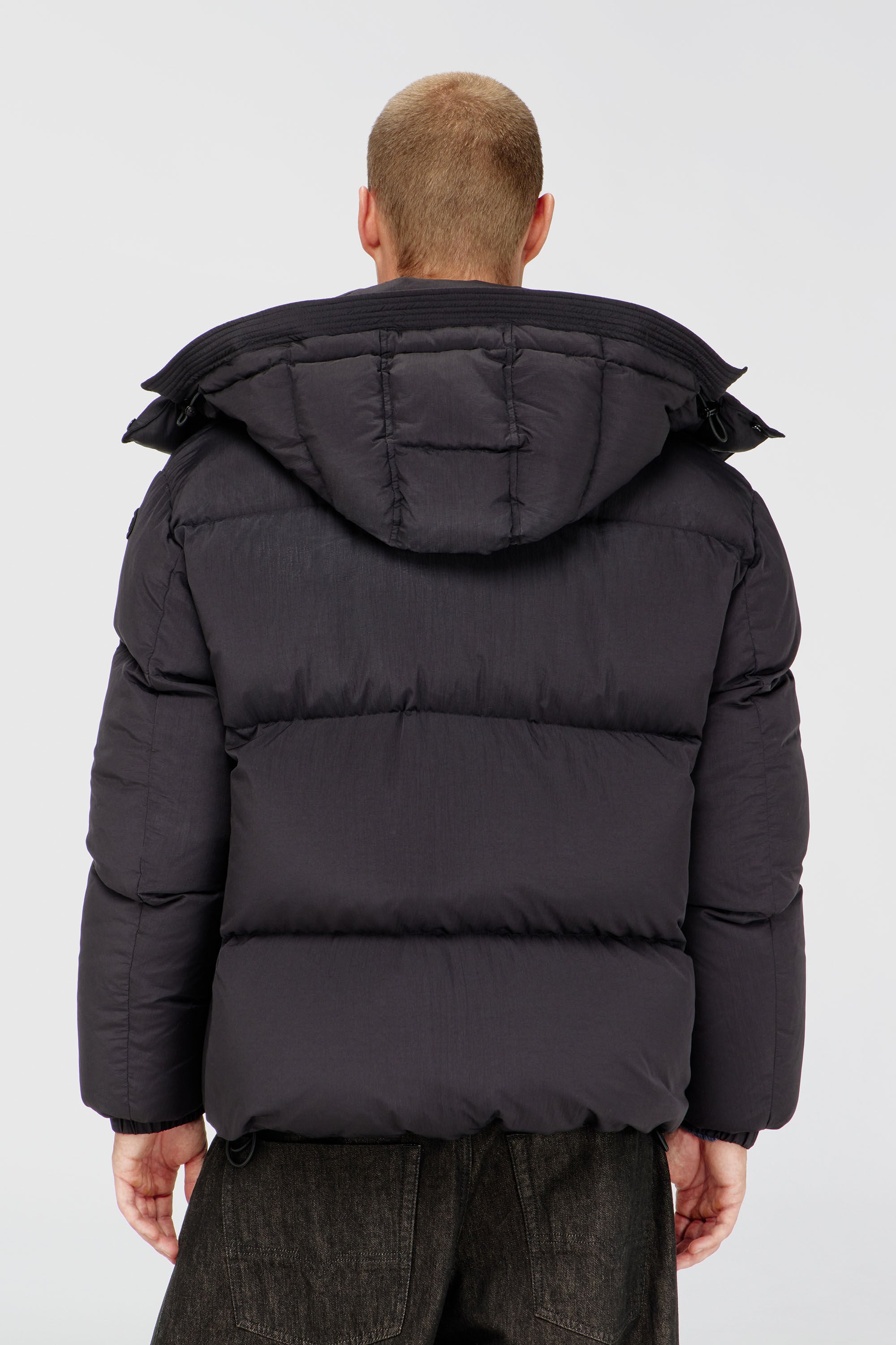 Diesel - W-ROLFYS-WRD, Veste matelass&eacute;e en Taslan ViralOff&reg; Homme in Gris - 5