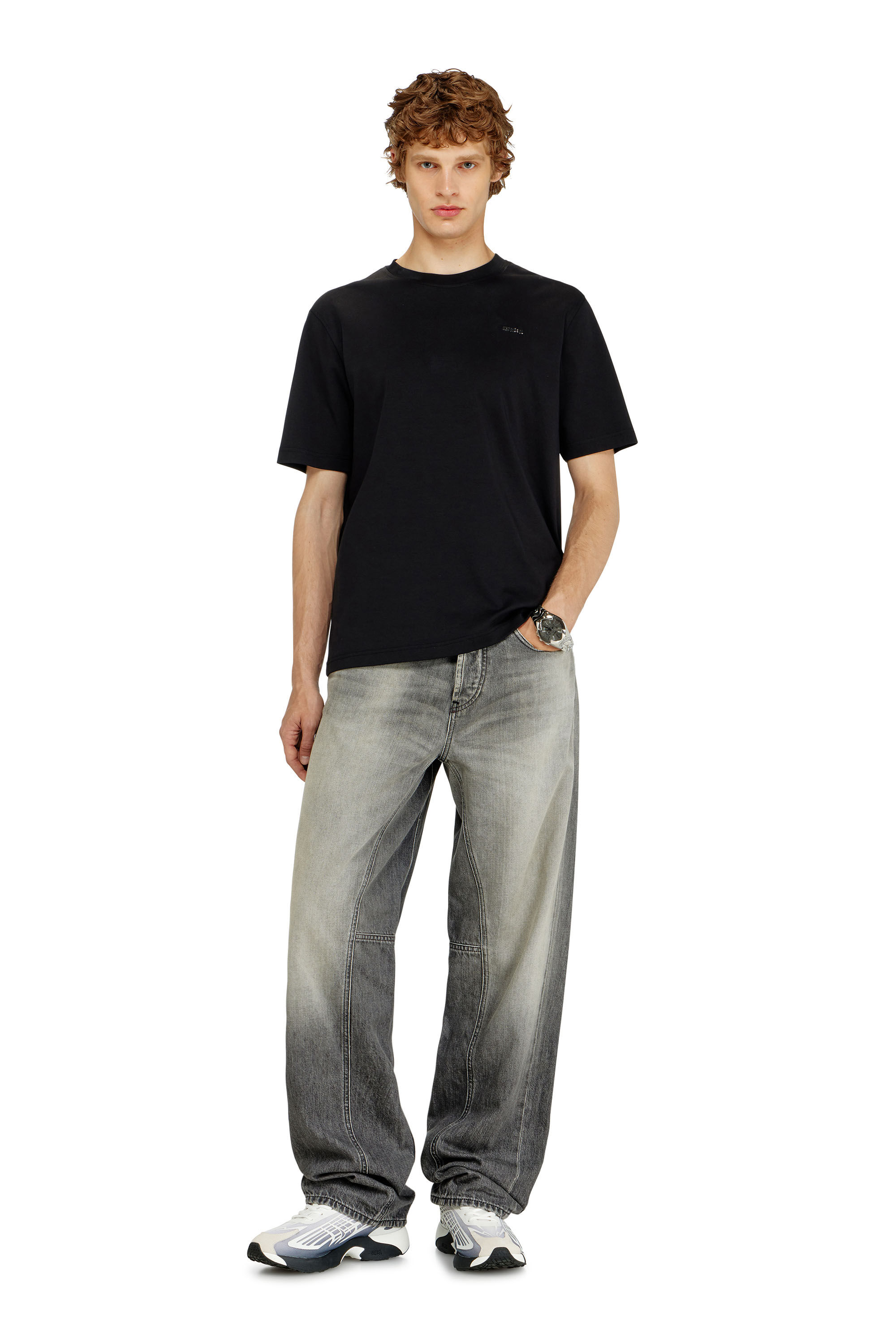 Men's Cotton T-shirt with small logo on chest | Black | Diesel