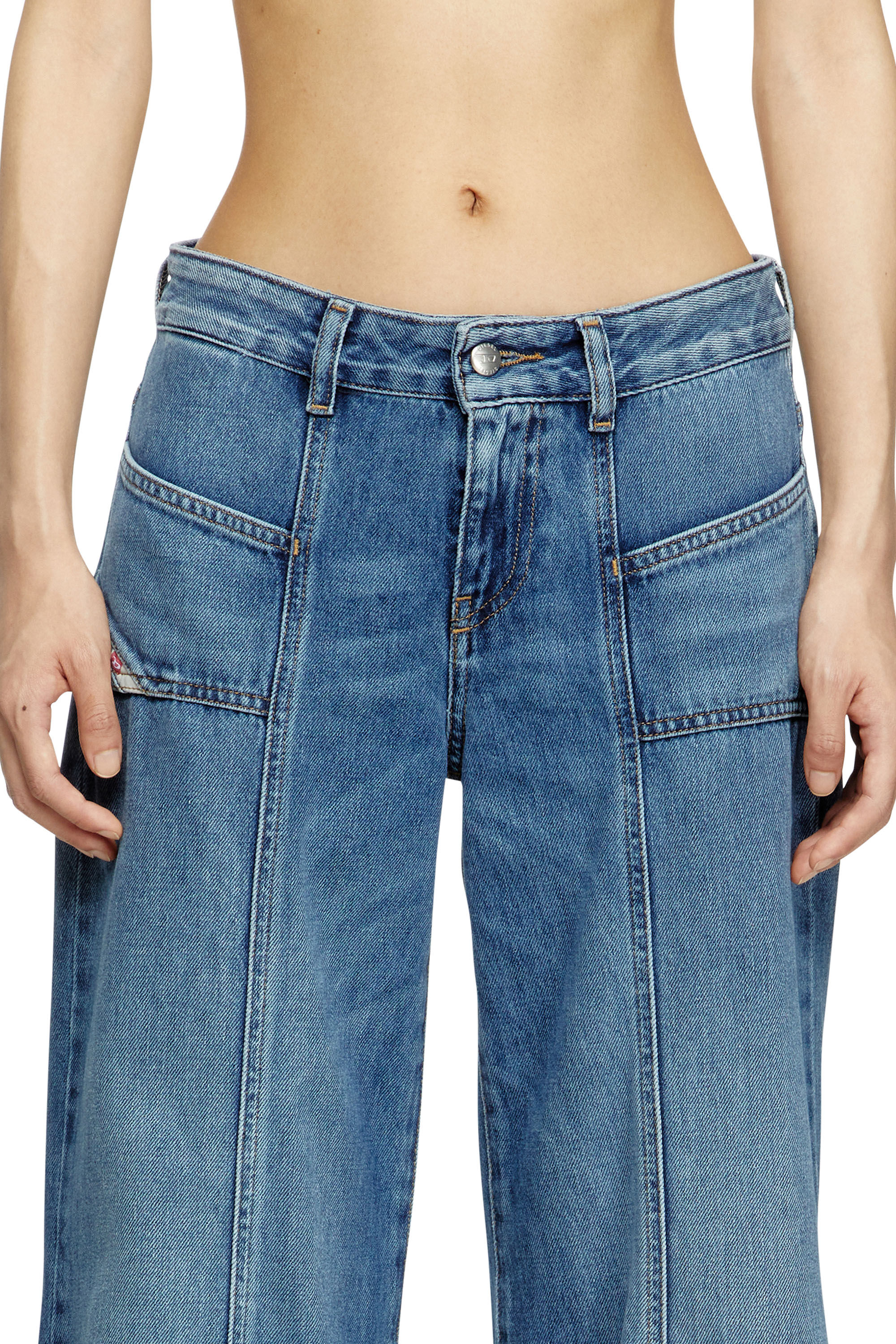 【美品】DIESEL デニムFlare Jeans D-Akii size24 D-Akii Bootcut and Flare Jeans | Light Blue | White | Diesel