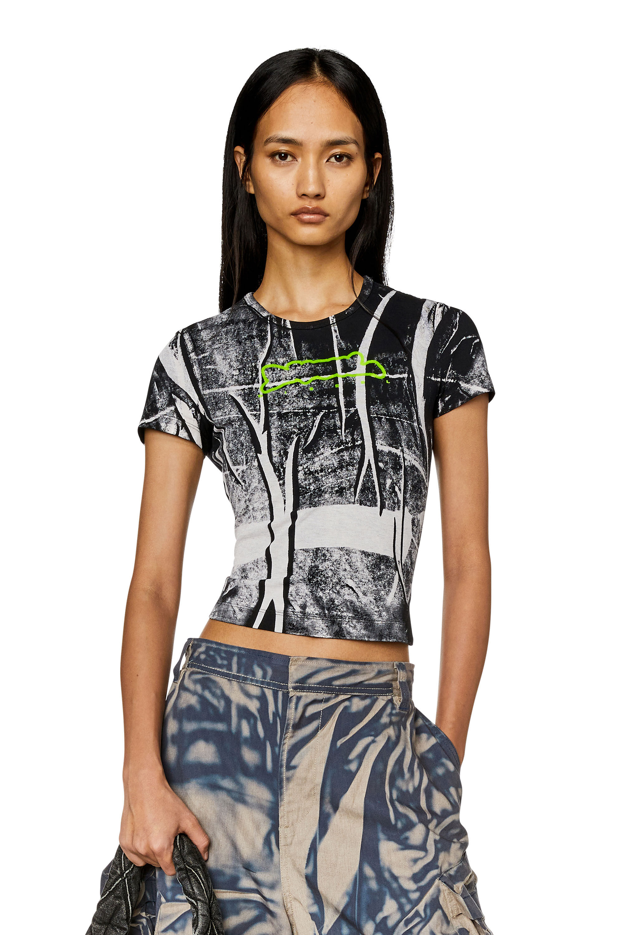 Diesel - T-UNCUTIE-LONG-N5, T-shirt avec imprimé froissé Femme in Polychrome - 3