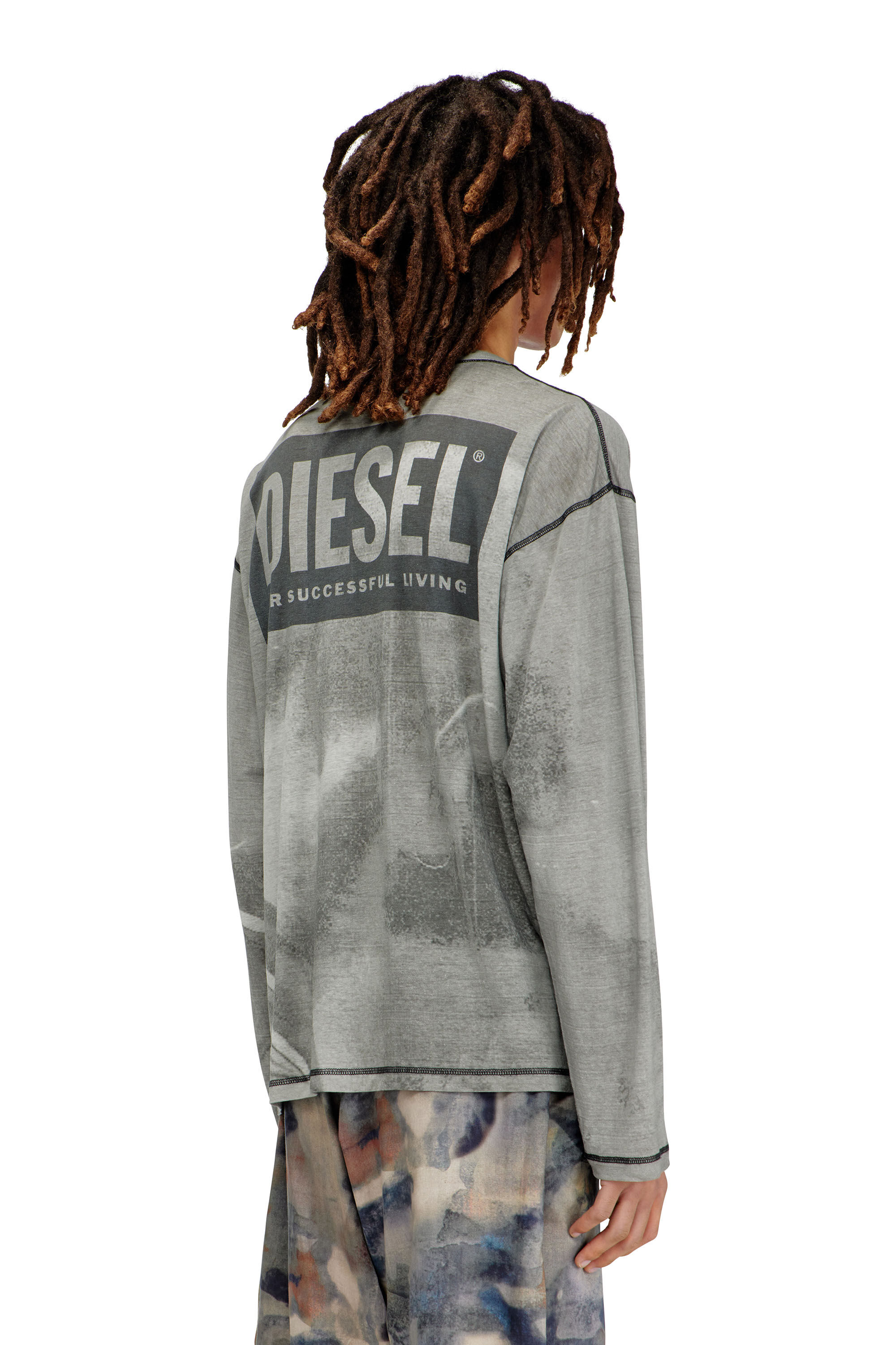 Men's Long-sleeve T-shirt with trompe l'oeil print | Grey | Diesel