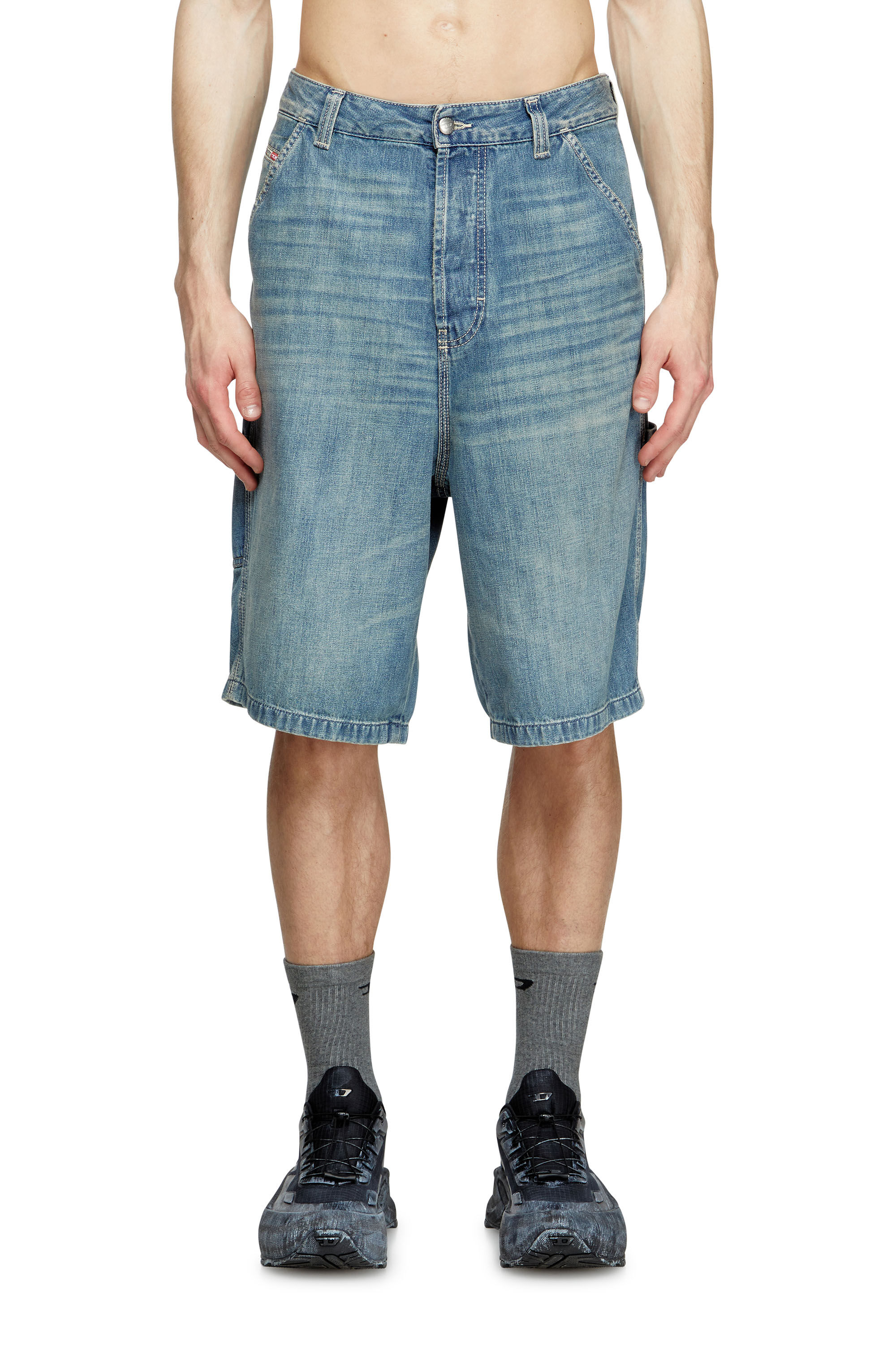 D-LIVERY-W-SHORT