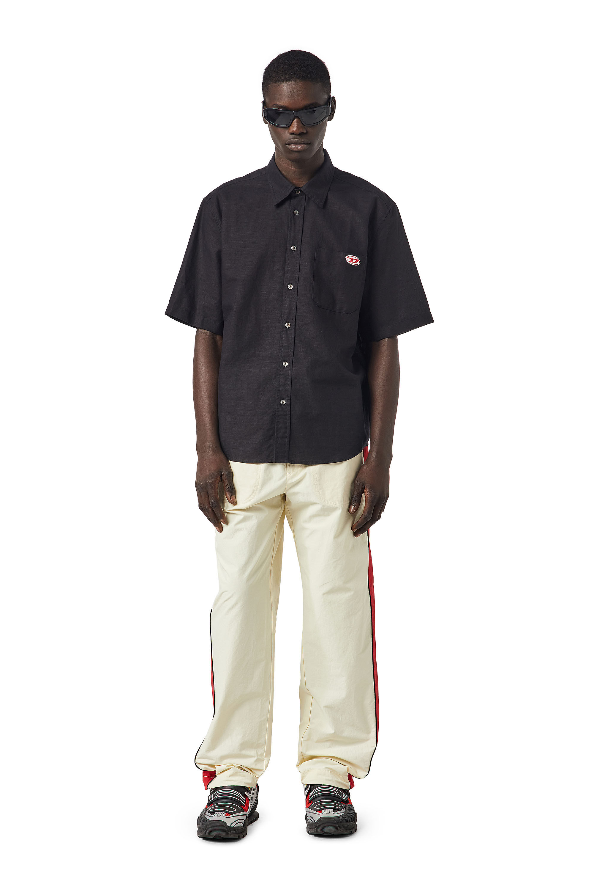 Diesel - S-UMBE-SSL, Male's Short-sleeve shirt in cotton and hemp in Black - 1