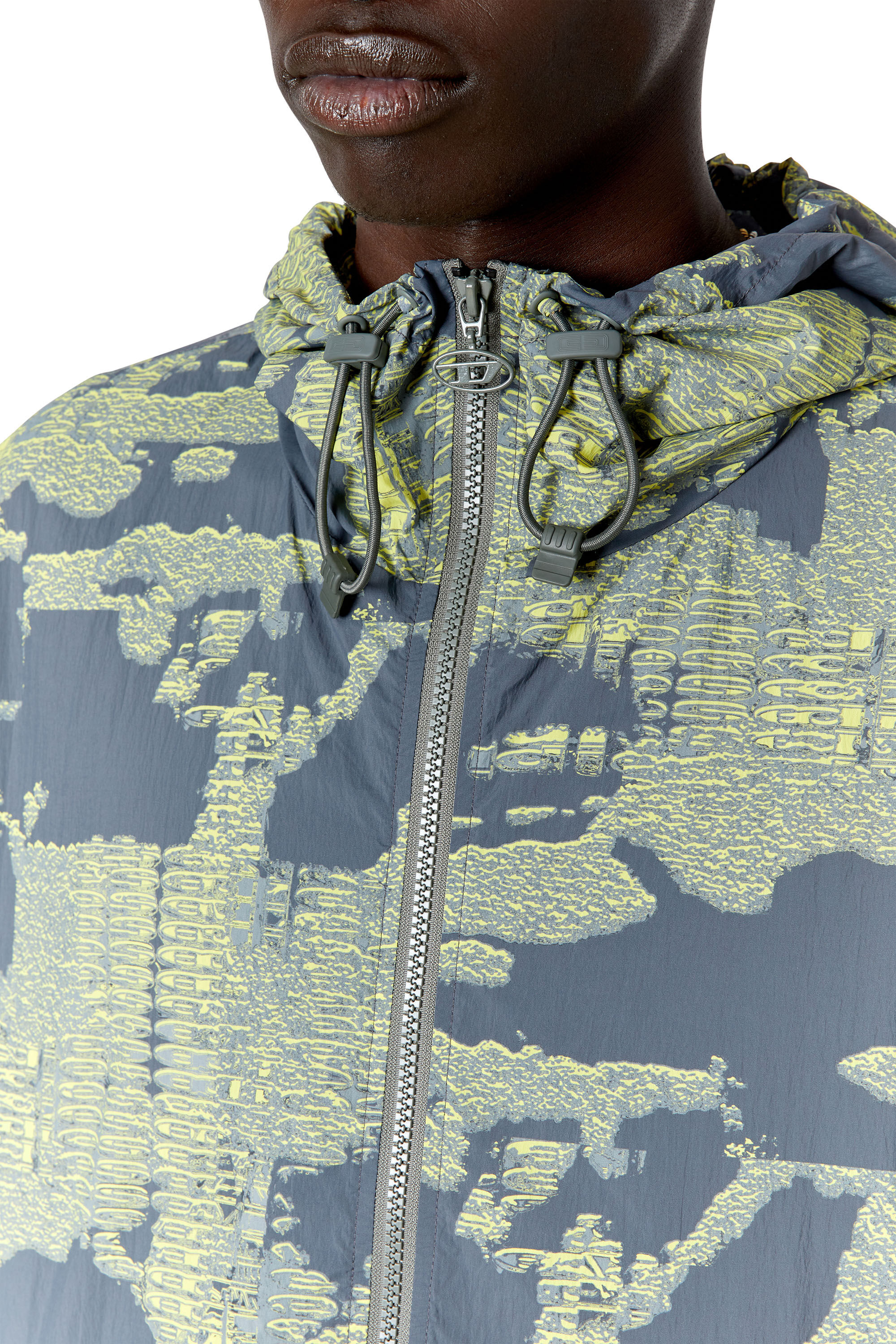 Diesel - J-WARRETT-CMF-A, Coupe-vent en nylon avec imprimé camouflage Homme in Polychrome - 4