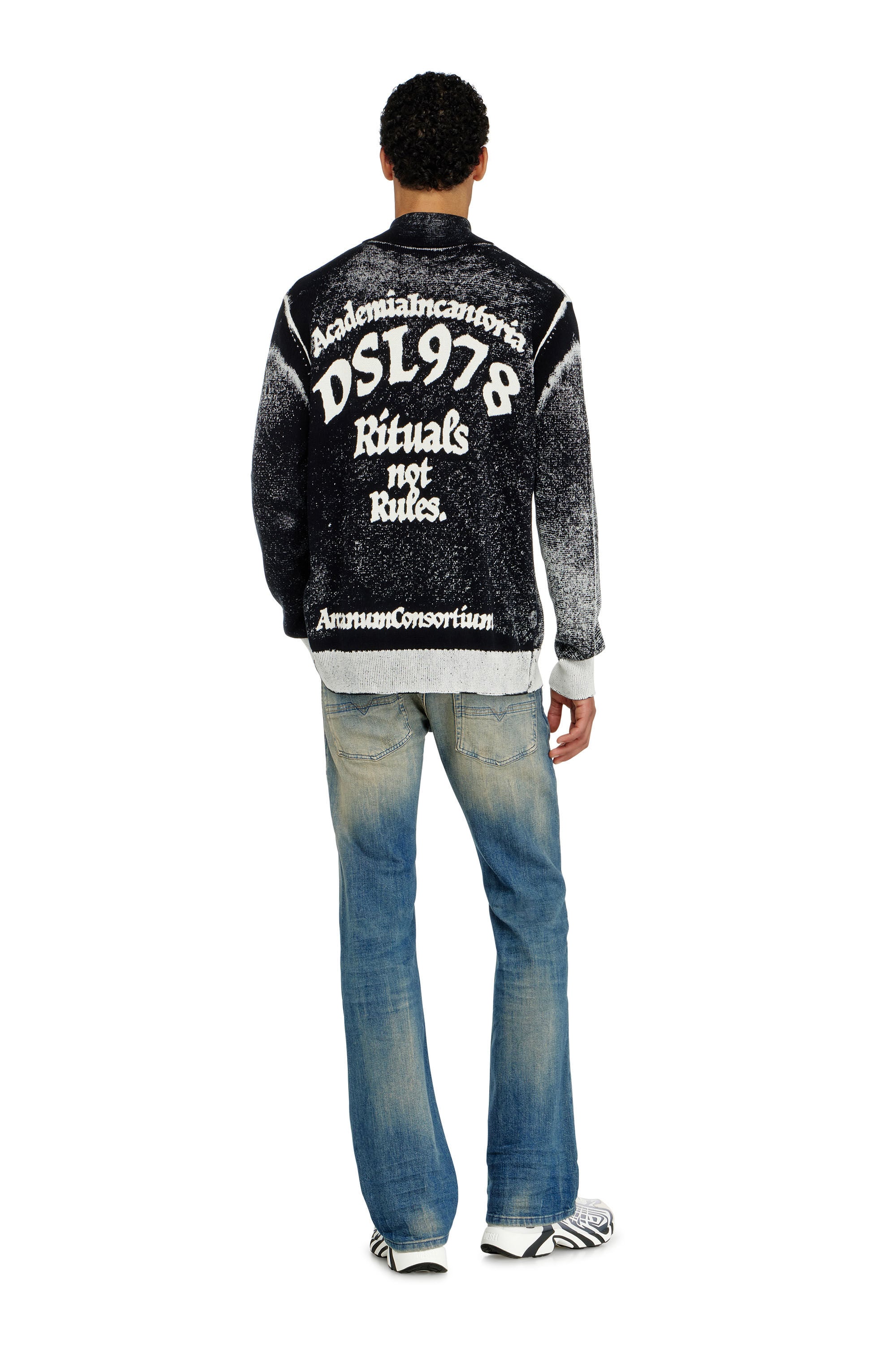 Men's Bootcut Jeans | Low Waist 2007 ZatinyMedium blue | Diesel US