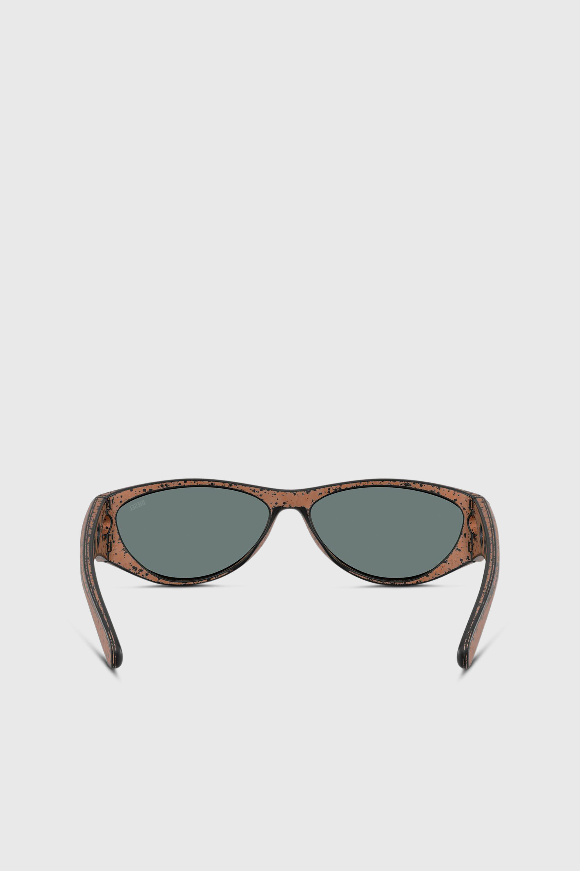 Women's Cat-eye style sunglasses | Brown | Diesel {{Country}}