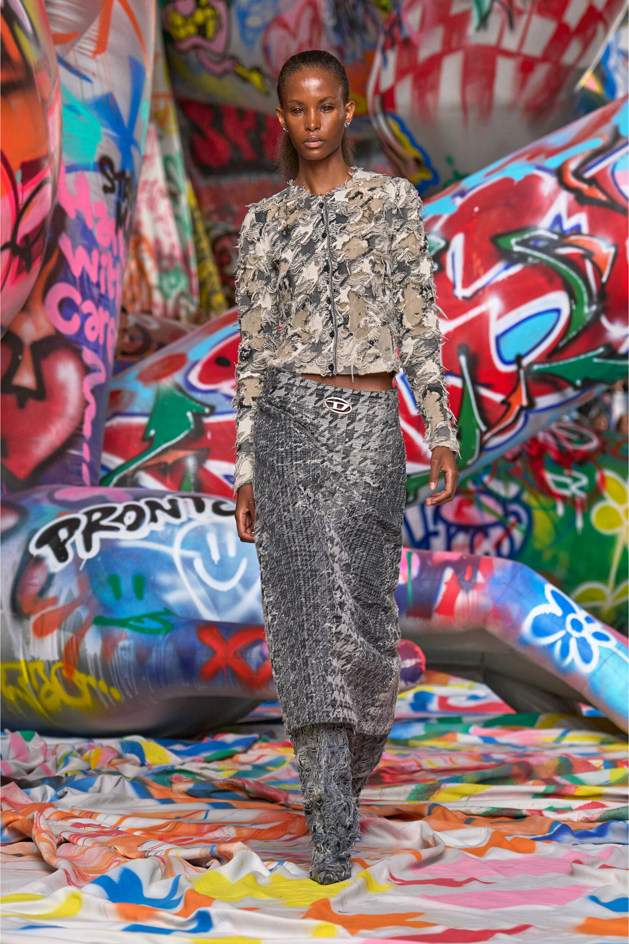 Diesel - DE- RATHIAN-FSH, Female's Midi skirt in Prince of Wales jacquard denim in Black/White - 6