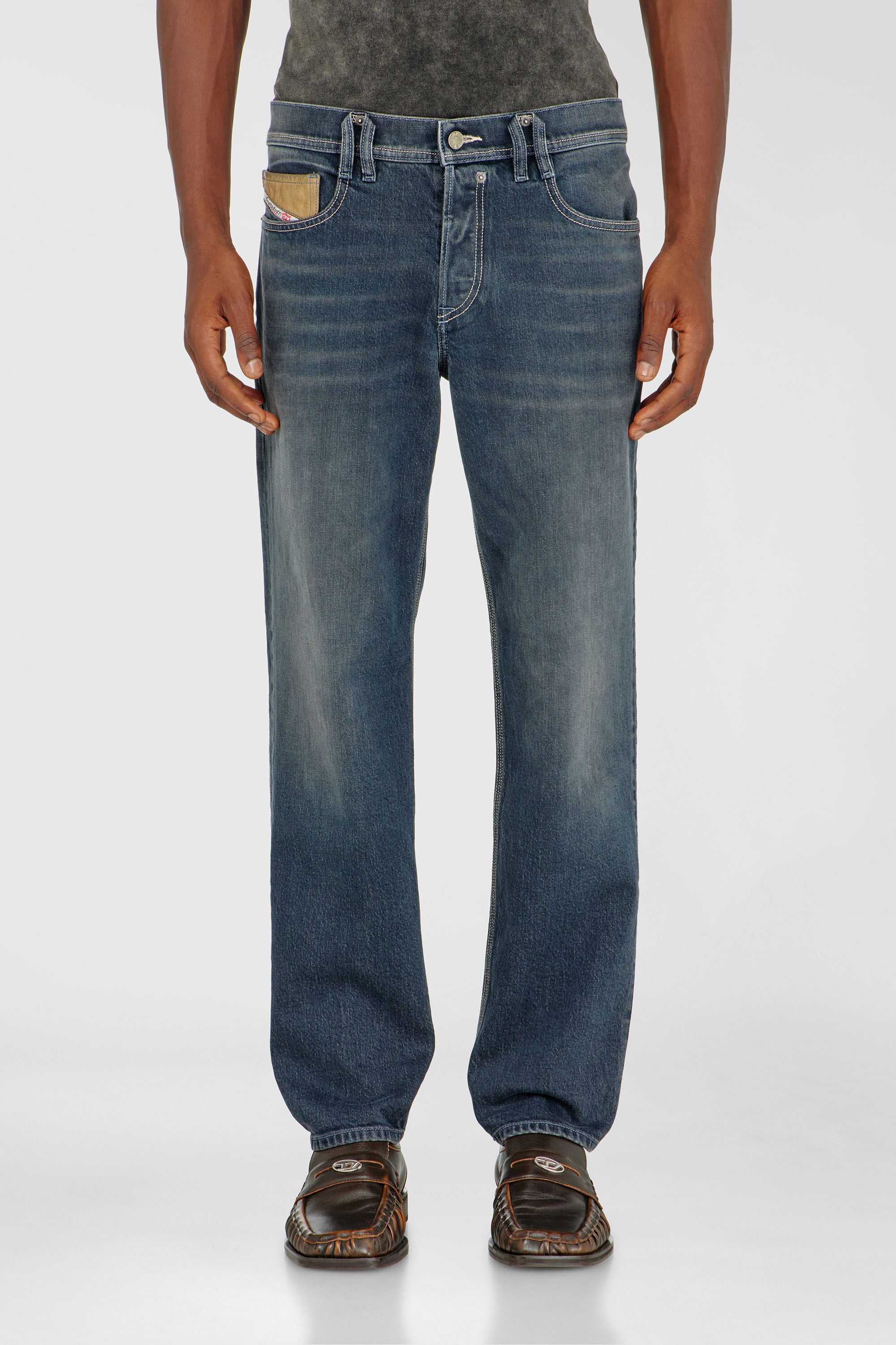 Diesel - Regular Jeans 2023 D-Finitive 007GQ Hombre, Azul medio - 4