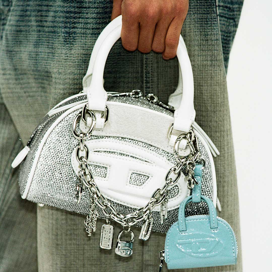 Compra bolsos de mujer primavera-verano 2026, solo en Diesel.