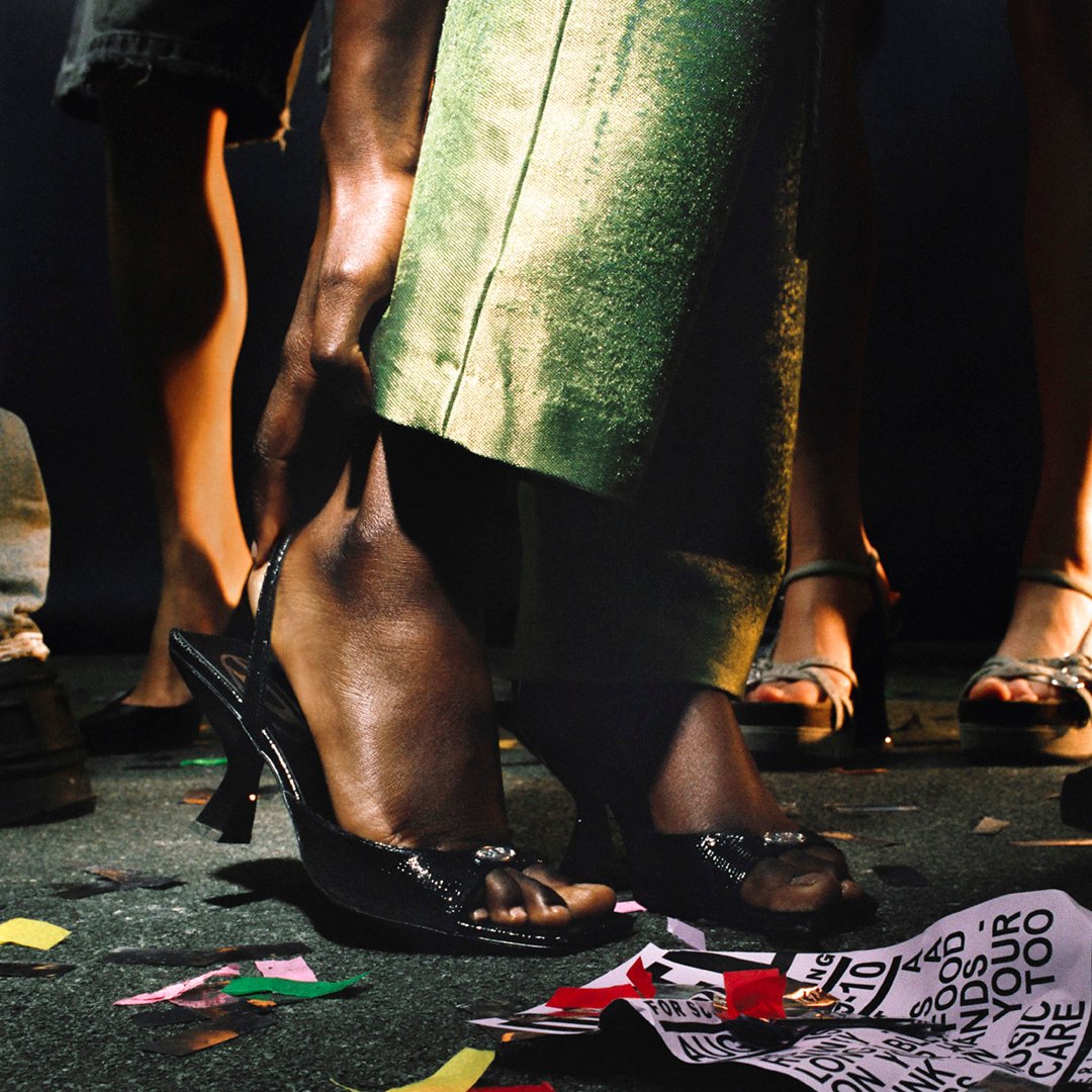 D&eacute;couvrez les nouvelles baskets, bottes, mules et plus encore, uniquement chez Diesel