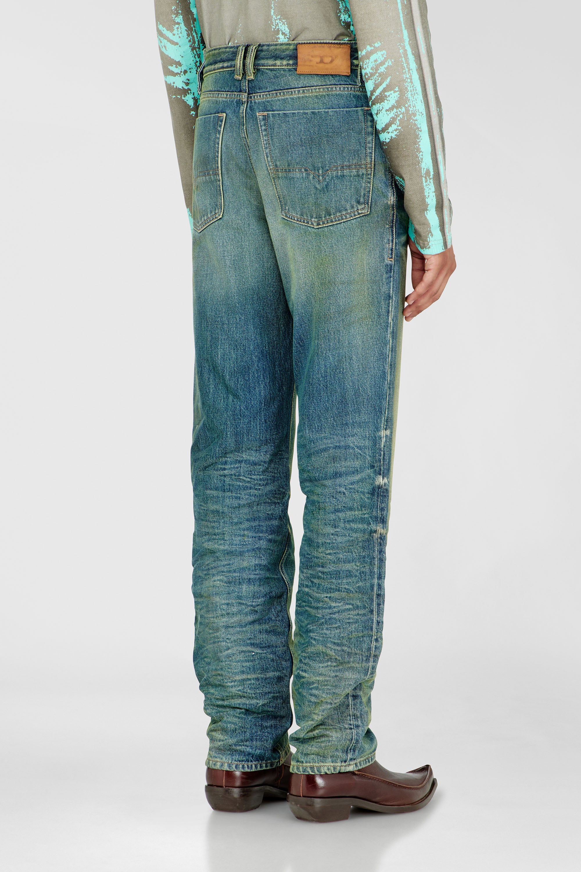 Diesel - Male's Regular Jeans 1991 D-Voeed 007FV, Medium Blue - 5