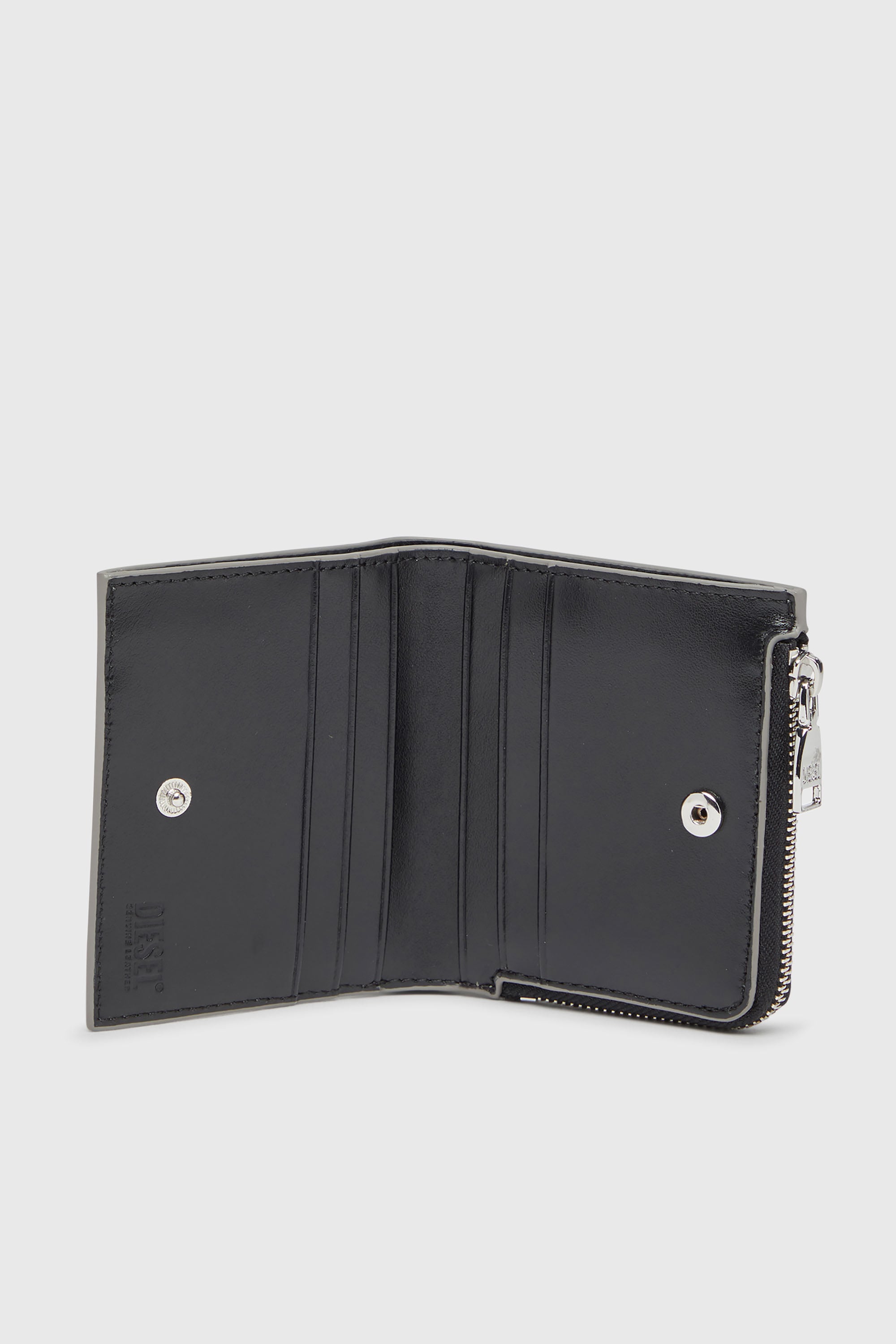 Women's Bi-fold card holder in mirrored leather | Silver | Diesel