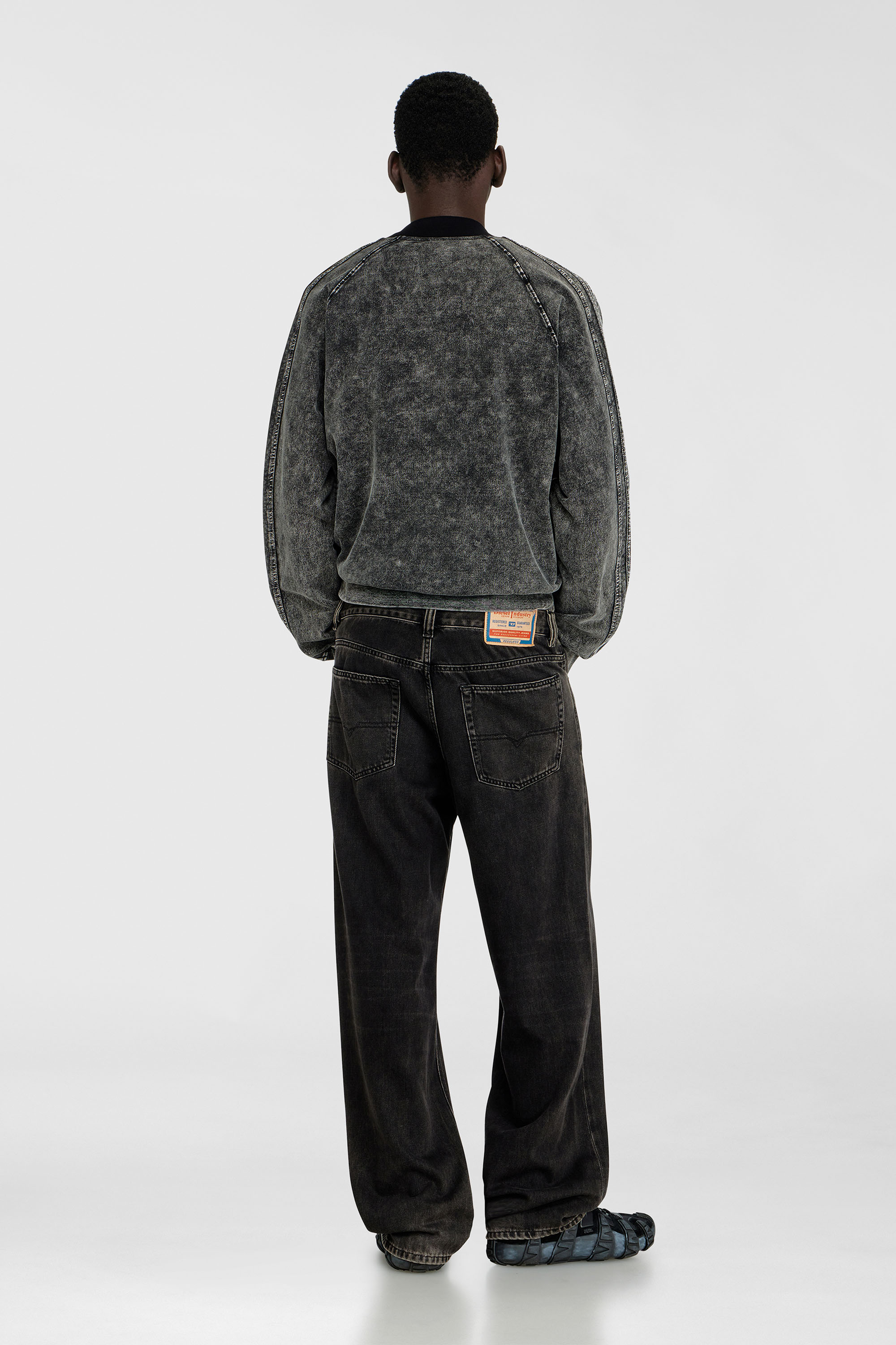 Diesel - Man's Relaxed Jeans 2001 D-Macro 09I35, Black/Dark grey - 3