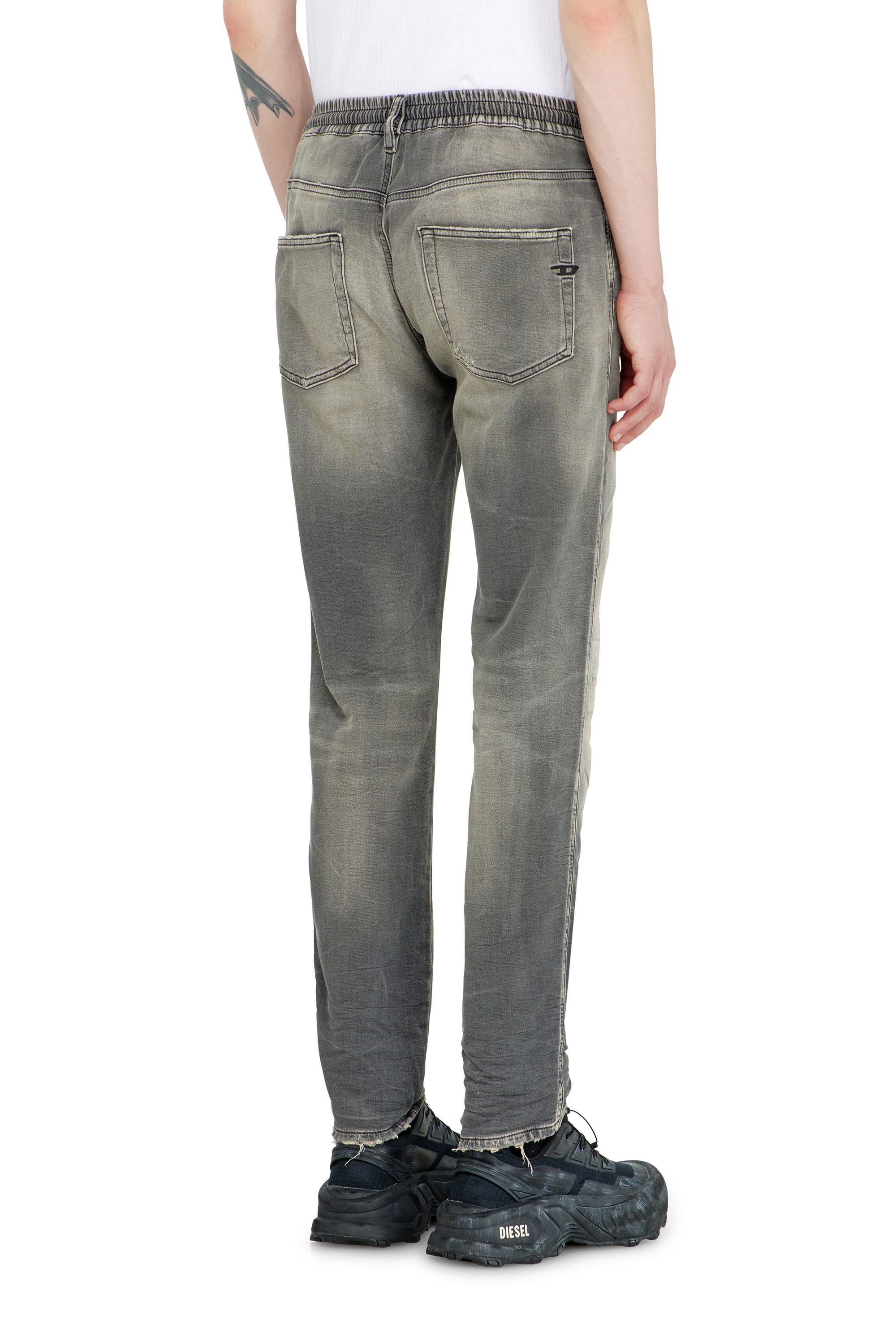 Diesel - Male's Slim 2062 D-Strukt Joggjeans&reg; 068UH, Light Grey - 3