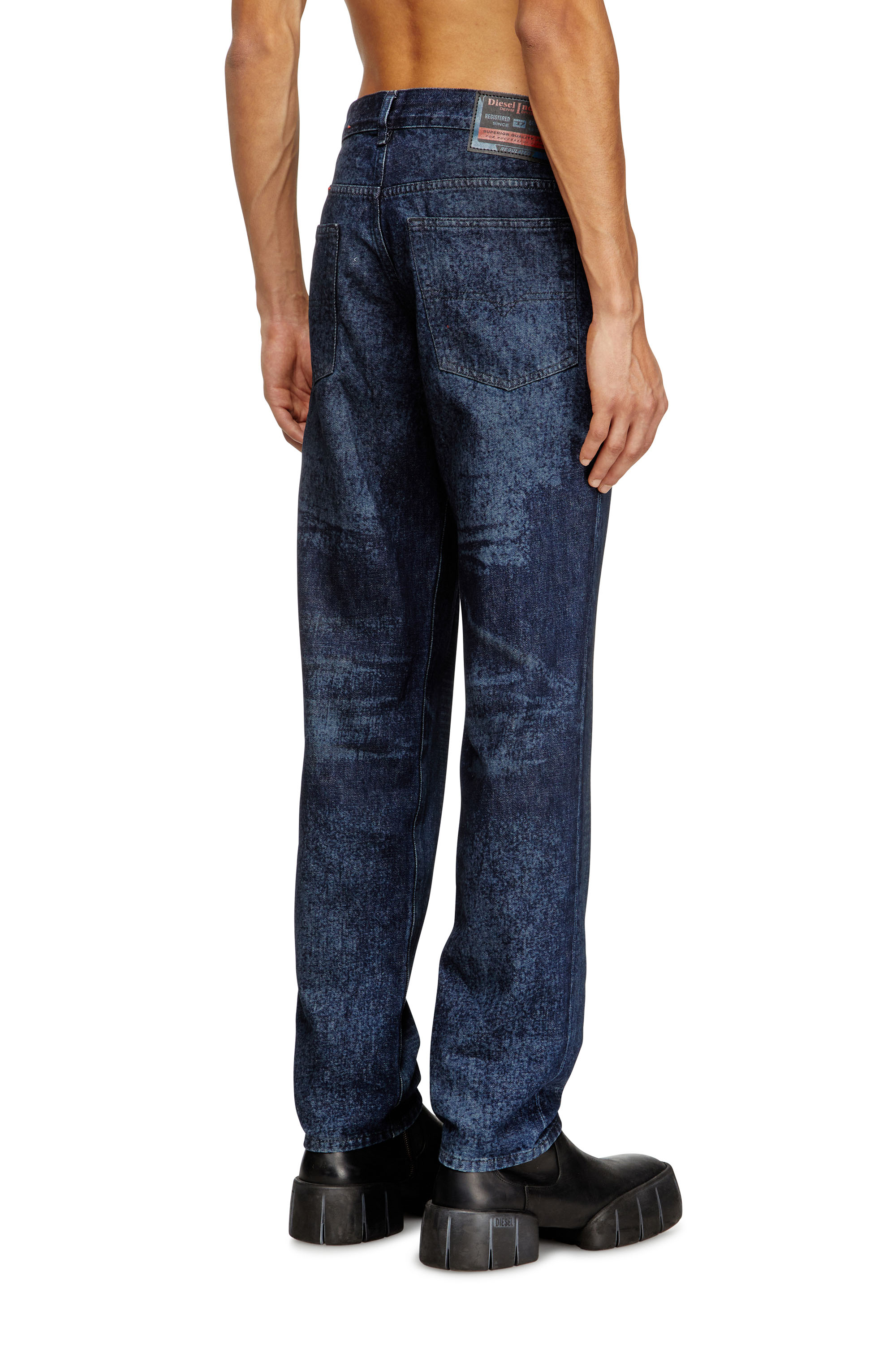 Diesel - Regular Jeans 2023 D-Finitive 007CV Hombre, Azul Oscuro - 4