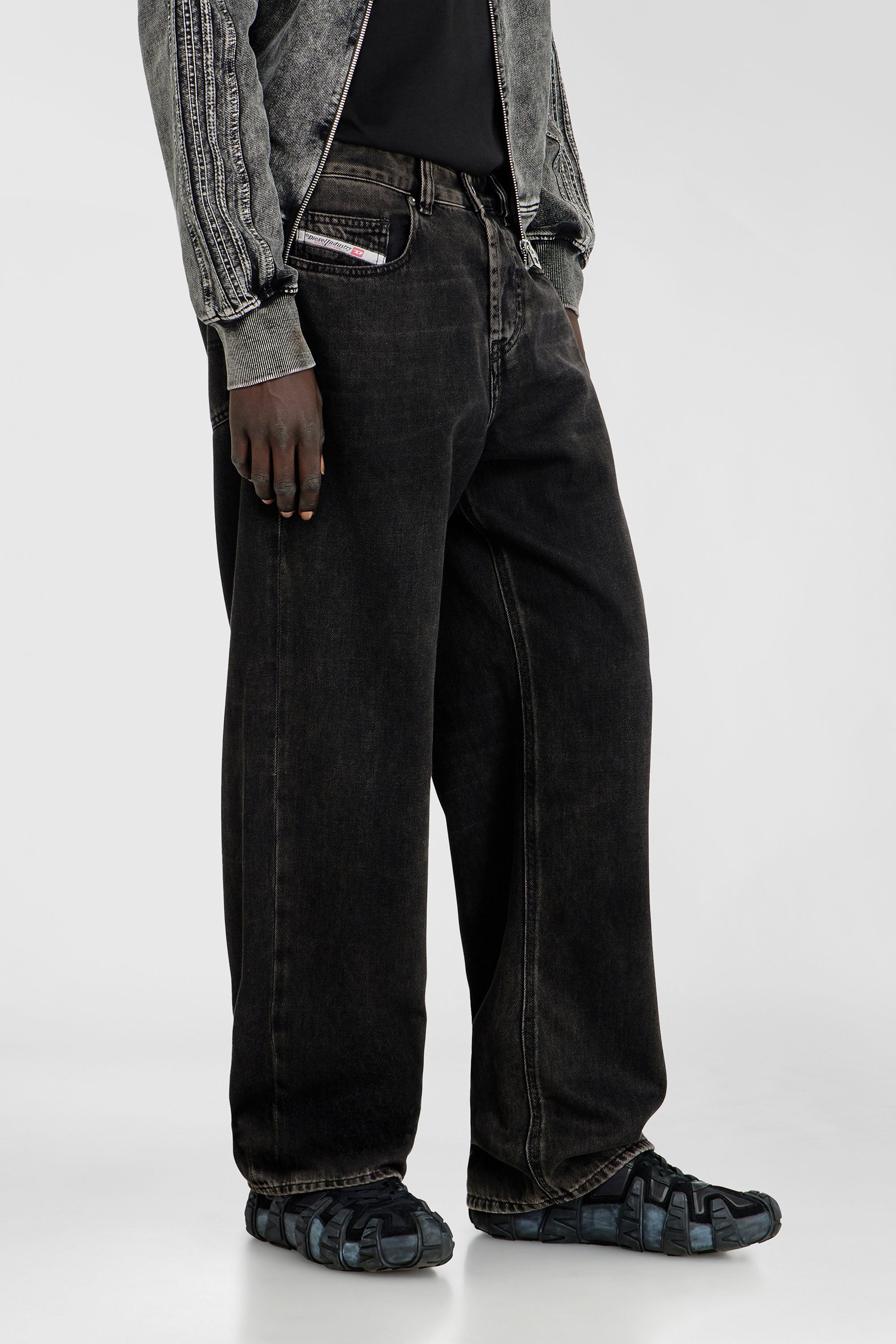 Diesel - Man's Relaxed Jeans 2001 D-Macro 09I35, Black/Dark grey - 7