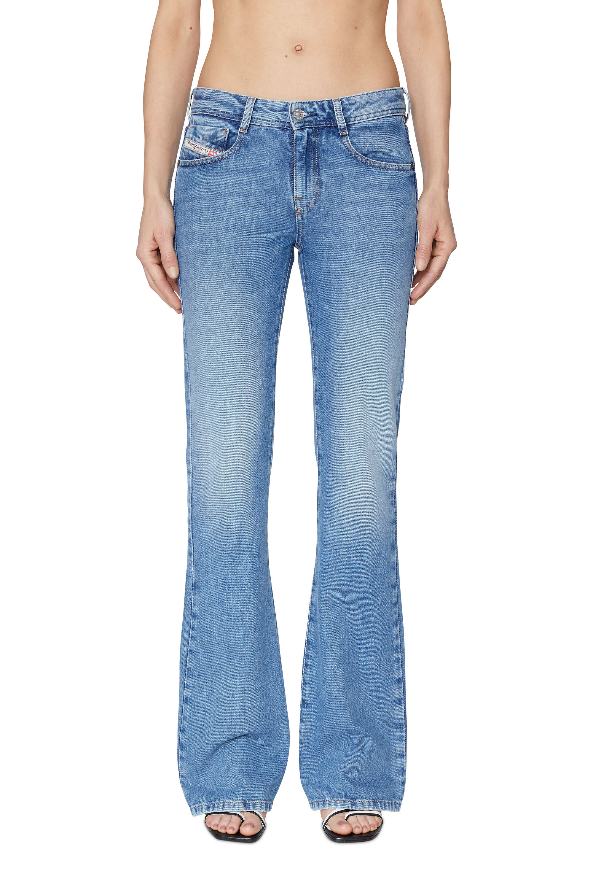 Diesel - Bootcut and Flare Jeans 1969 D-Ebbey 09C16, Bootcut and Flare Jeans - 1969 D-Ebbey Femme in Bleu - 2