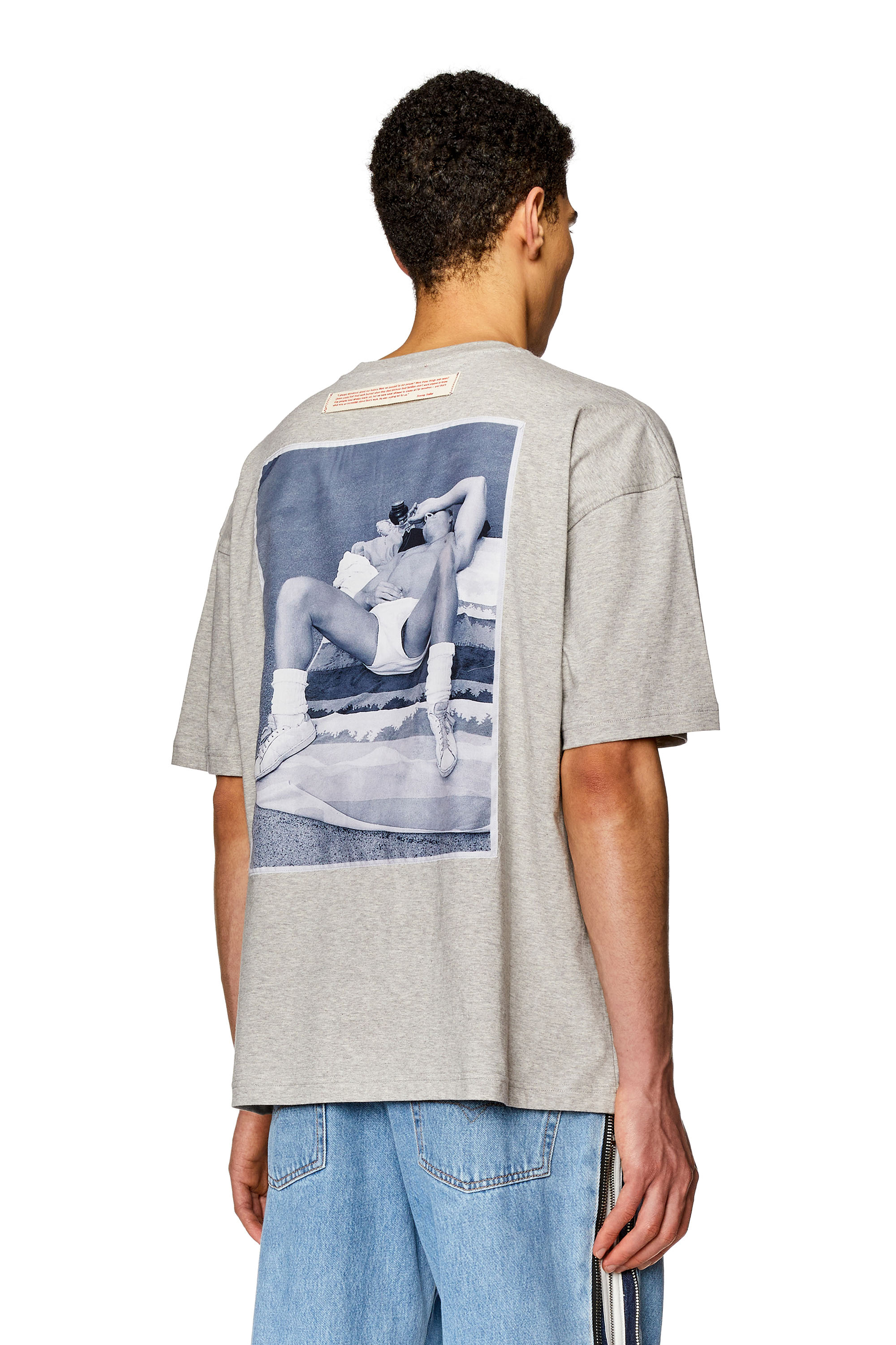 Diesel - PR-T-NLABEL-23, Unisex's Boxy T-shirt with multiple patches in Light Grey - 4