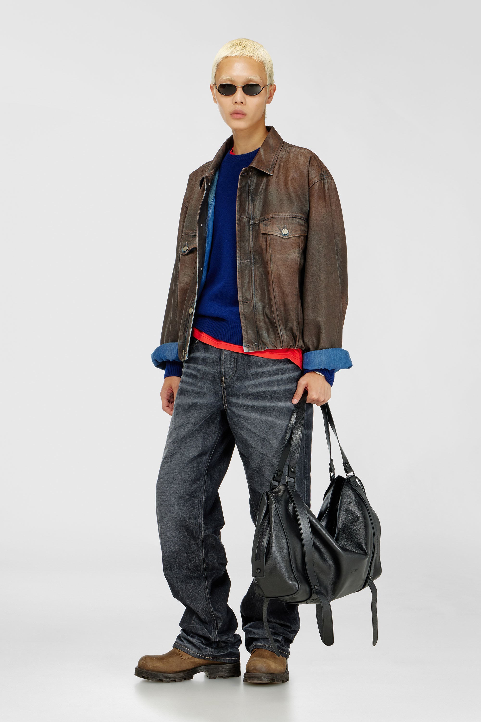 Diesel - D-MORVI-S, Chaqueta trucker de denim revestido Unisex in Marr&oacute;n - 2