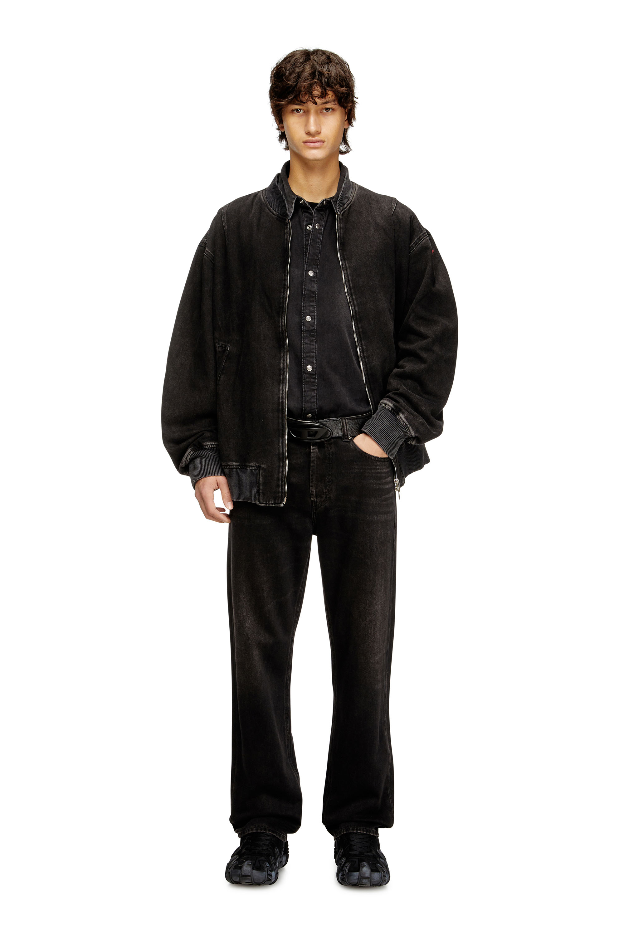 Diesel - D-VINZ, Veste bomber en denim délavé Homme in Noir - 2