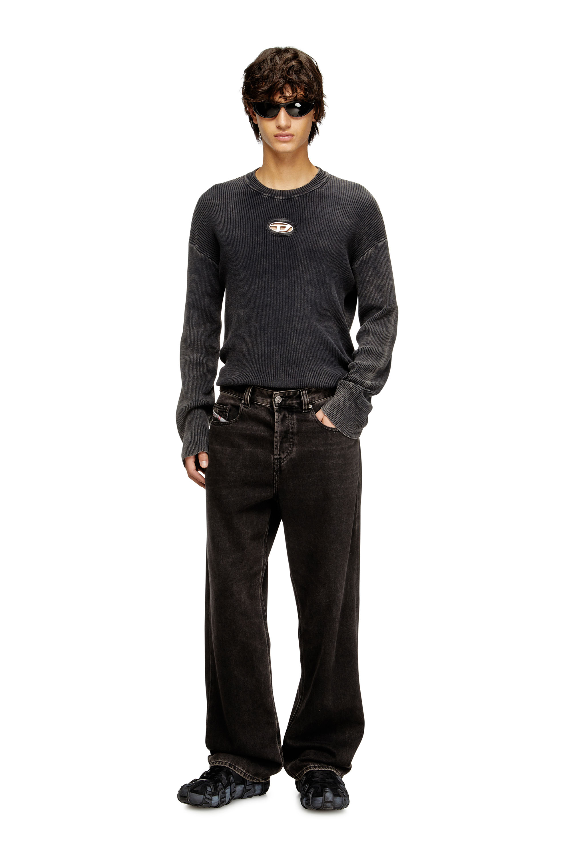 Diesel - K-DARREN-D, Jersey de punto acanalado con aberturas y placa Oval D Hombre in Gris - 1