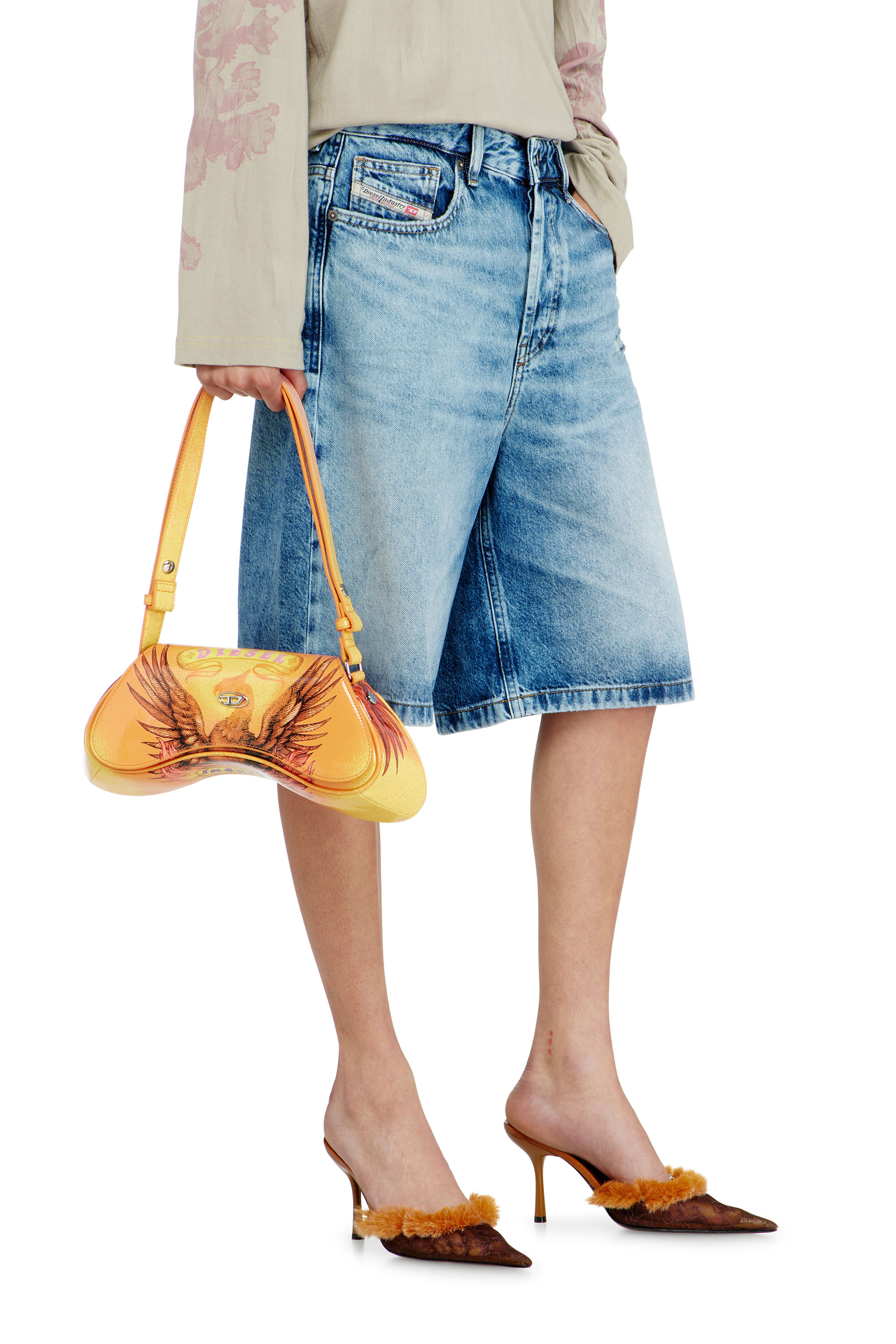 Diesel - DE-SIRE-SHORT, Woman's Relaxed shorts in fluid denim with abrasions in null - 4