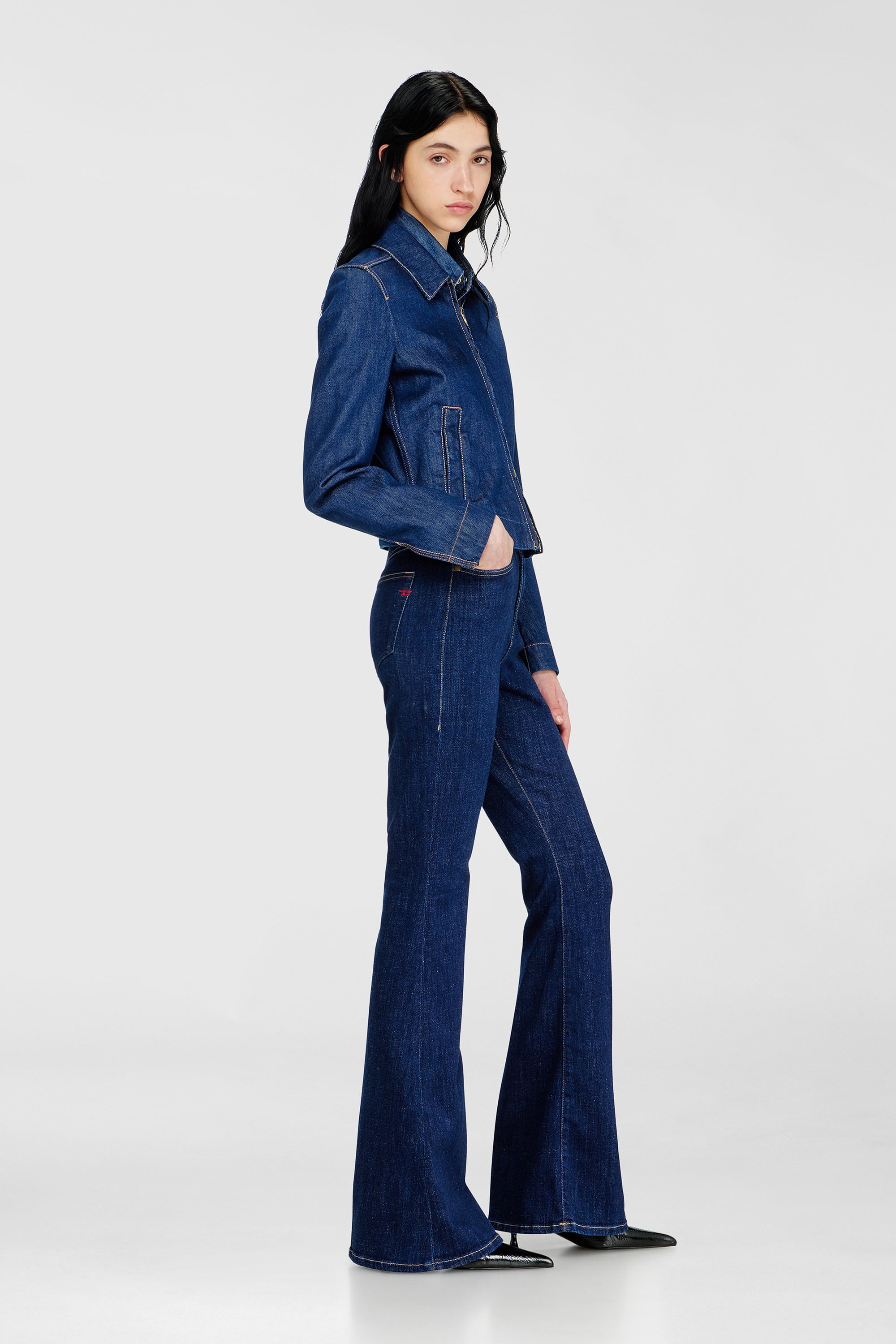 Diesel - Bootcut Jeans 1973 D-Partt 09Q03 Mujer, Azul Oscuro - 2