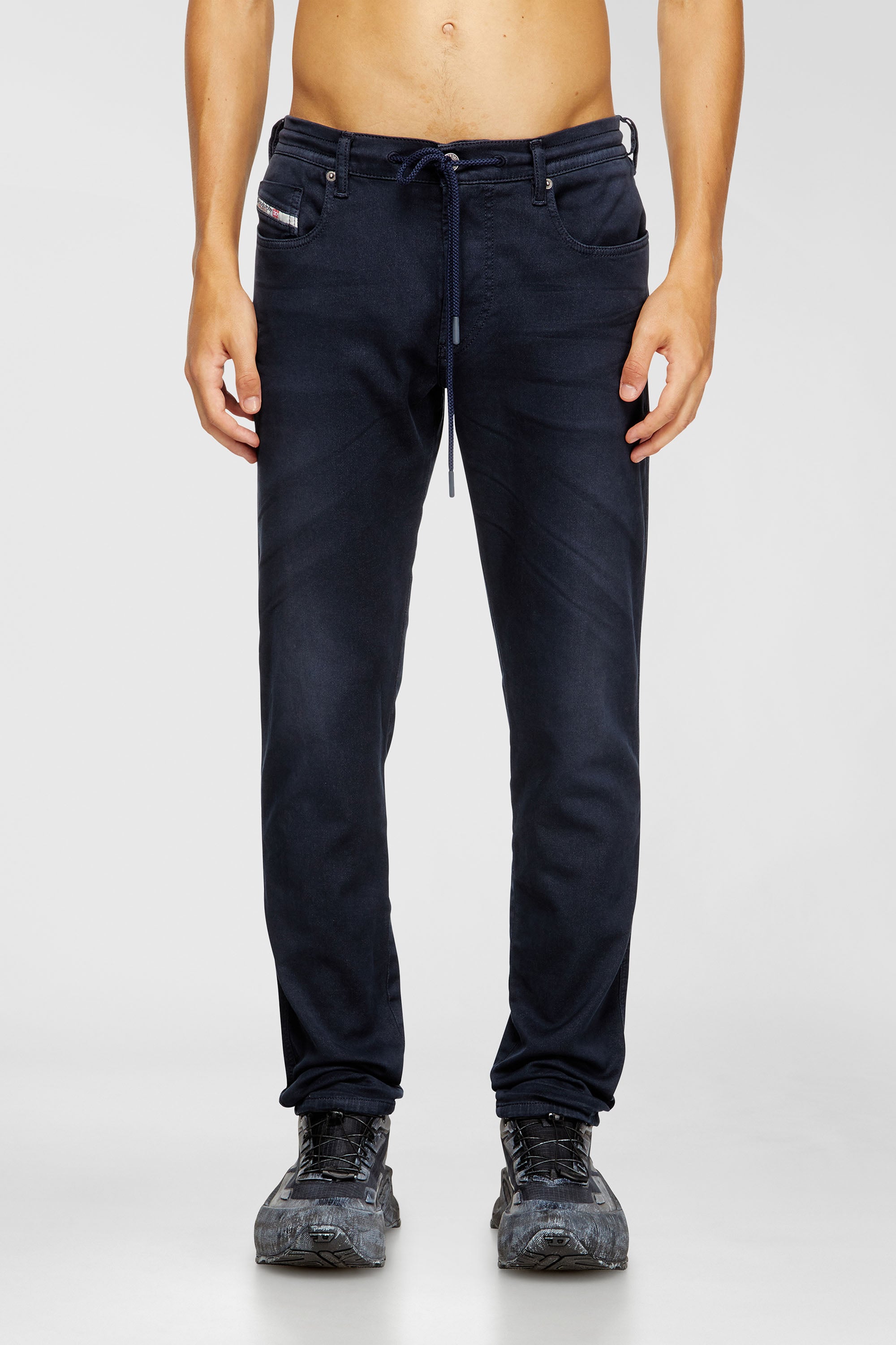 Diesel - Man's Slim 2062 D-Strukt Joggjeans&reg; 0670M, Blue - 2