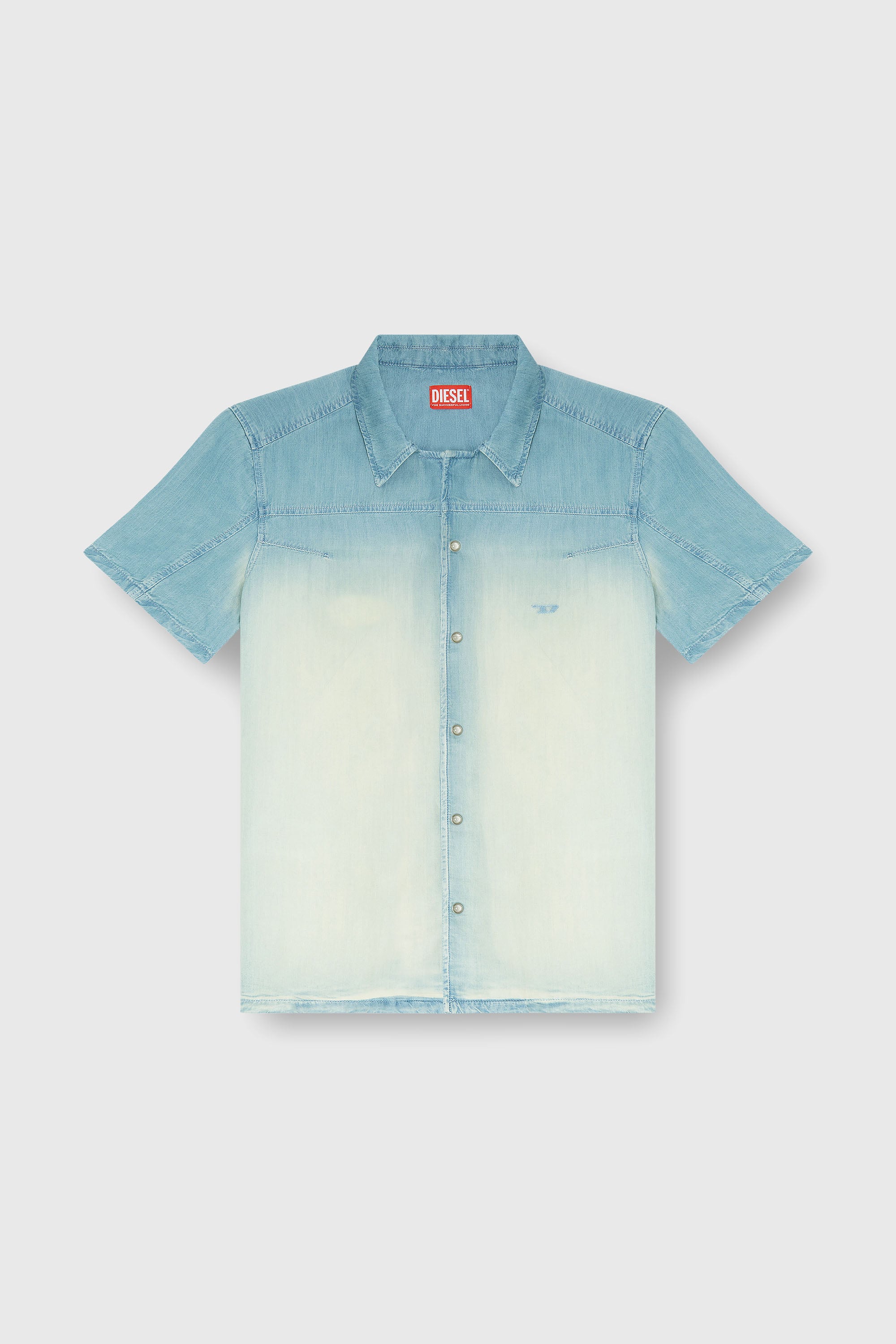 Diesel - D-CLARIVO-S, Camisa de manga corta en denim fluido con lavado oscuro Hombre in Azul marino - 2