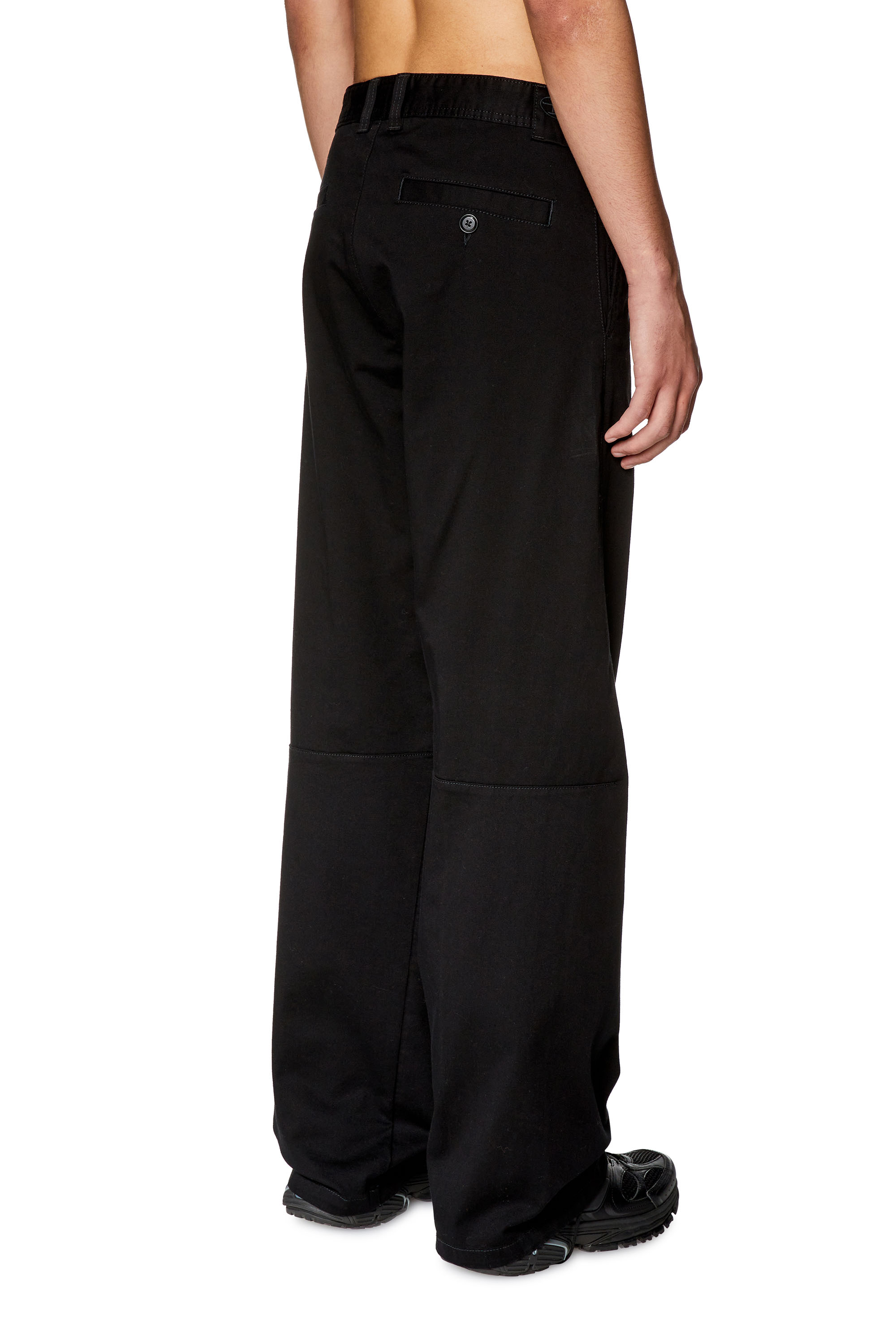Diesel - P-FRANCK, Pantalones chino de sarga de algod&oacute;n el&aacute;stica Hombre in Negro - 4