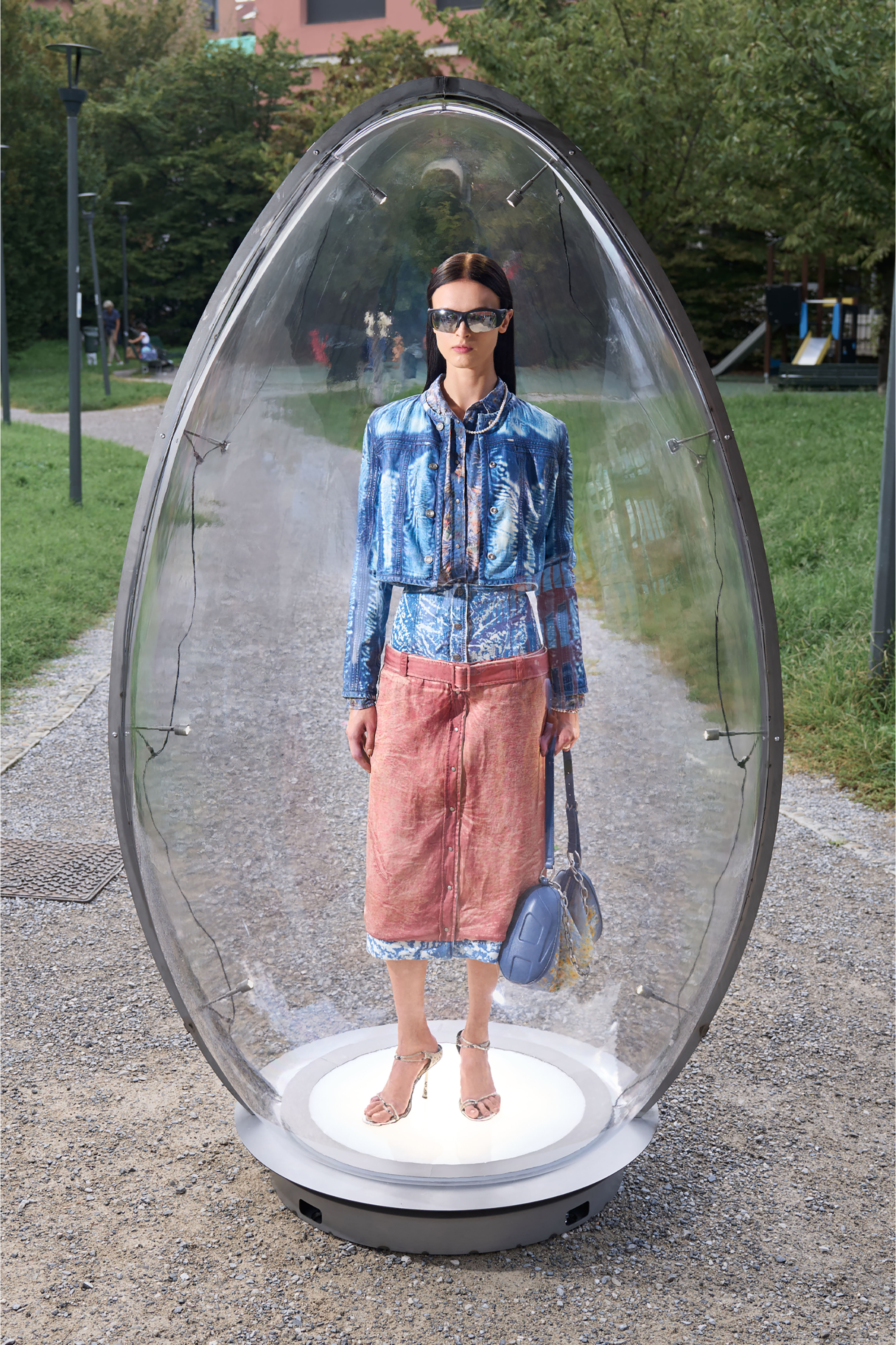 Diesel - DE-SYPHRA-FSI, Chaqueta cropped de denim Lyocell X-Ray lavado oscuro Mujer in Azul marino - 6