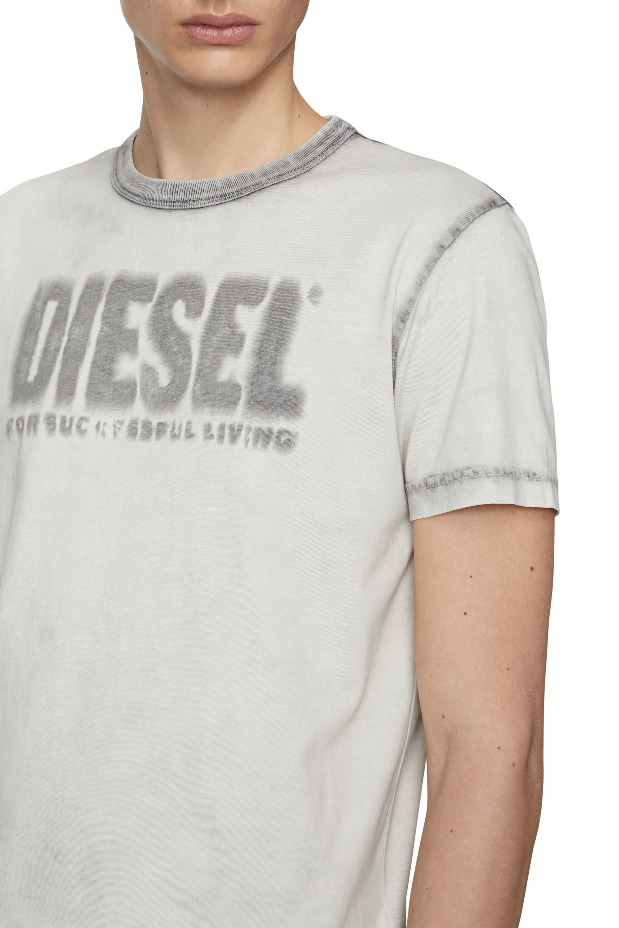 T-DIEGOR-E6 Man: T-shirt with faded logo | Diesel