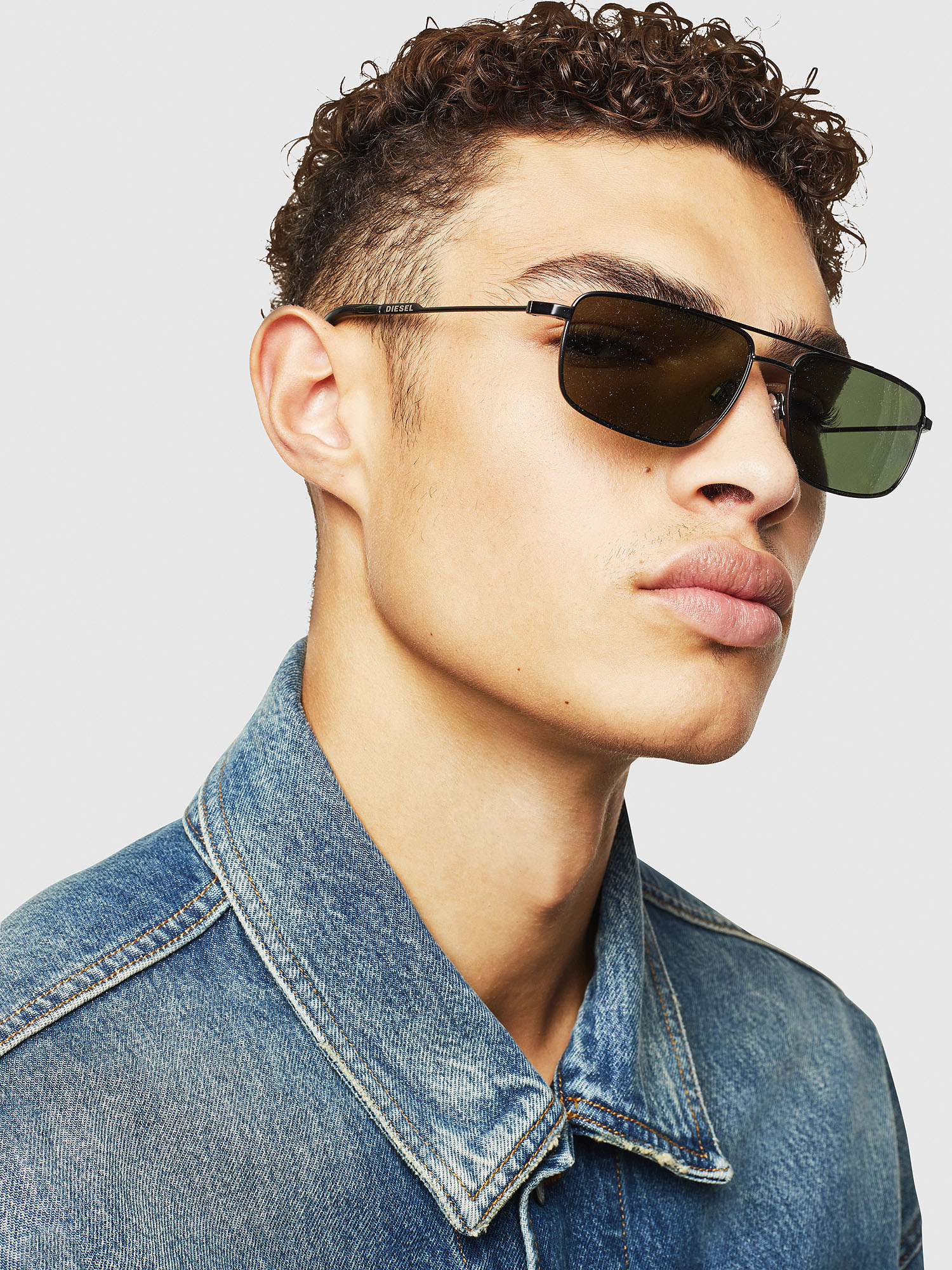 Diesel - DL0308, Man's Navigator glasses with polarized lenses in Black/Grey - 4
