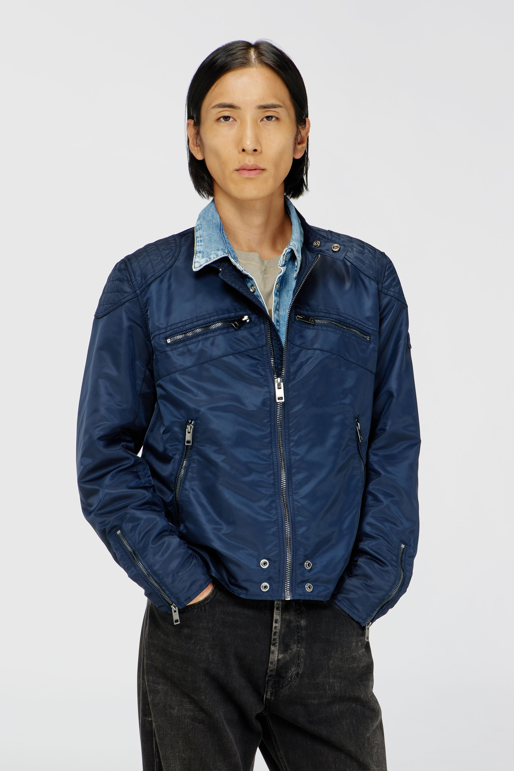 Diesel - J-GLORY-T92, Chaqueta de nailon con hombros acolchados y bolsillos con cremallera Hombre in Azul marino - 1