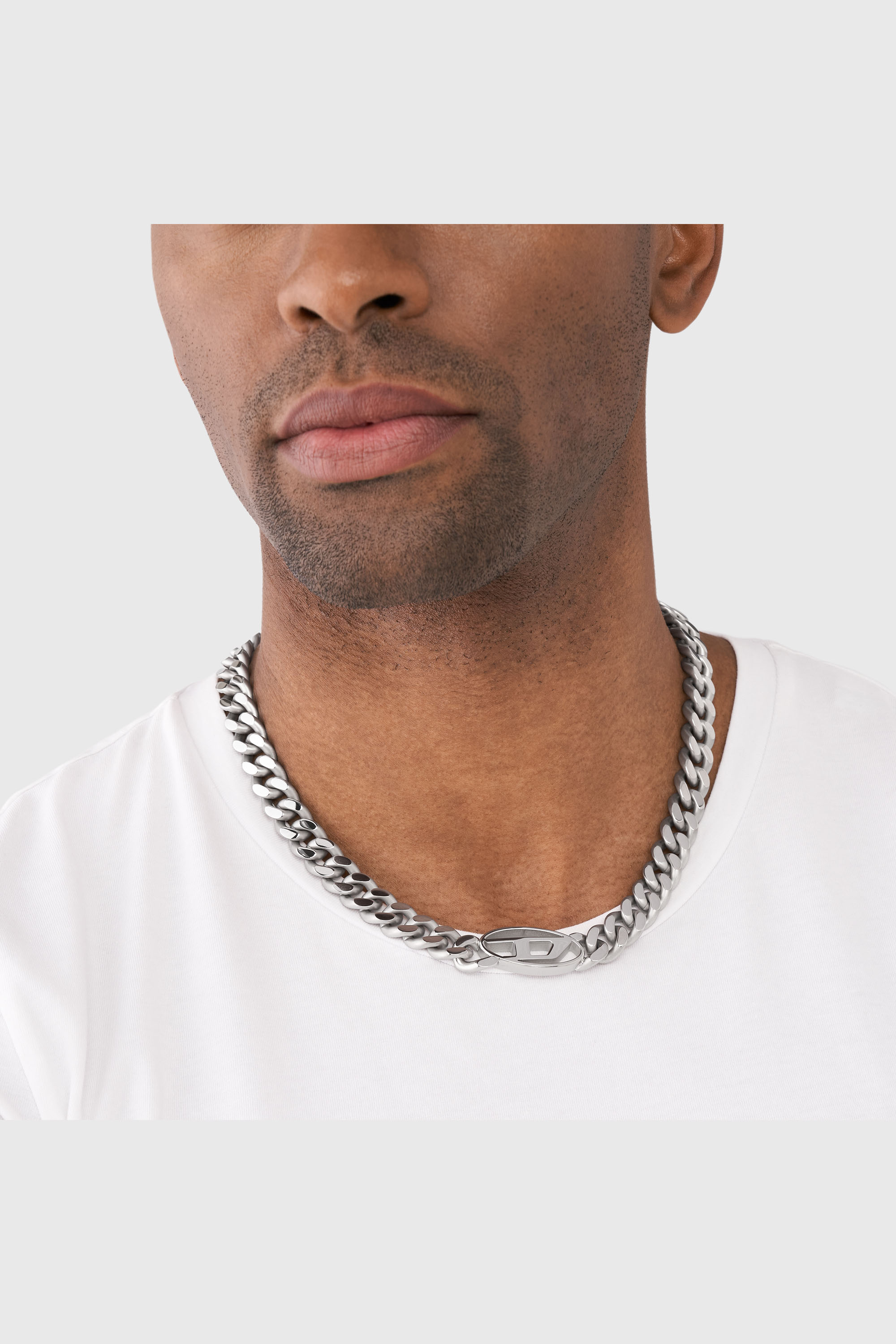 DIESEL ネックレス DX143300DJW Men's Oval D Logo Choker Necklace | Silver | Diesel US
