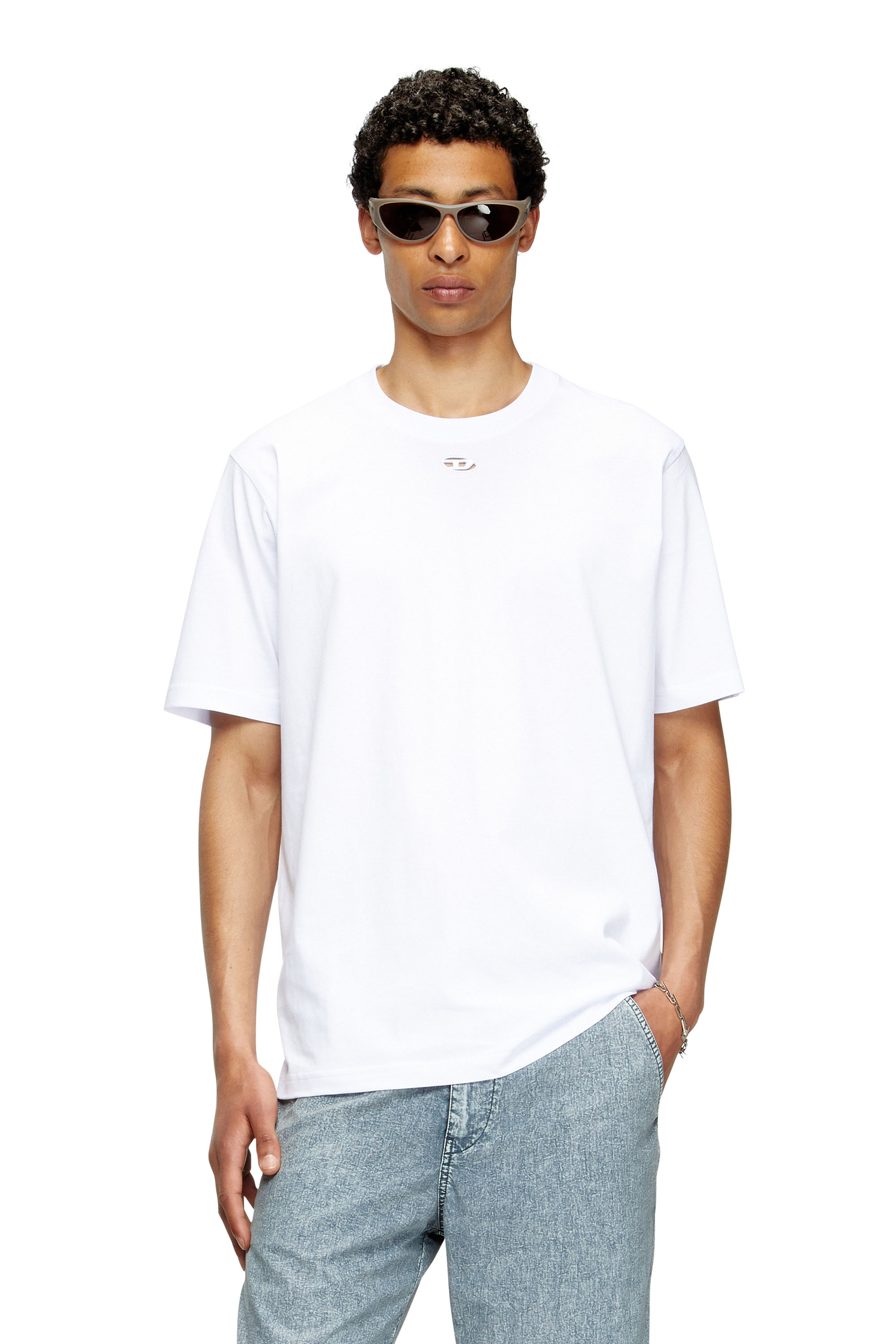 Diesel - T-ADJUST-MAREY, T-shirt avec cut-out à logo Oval D Homme in Blanc - 3
