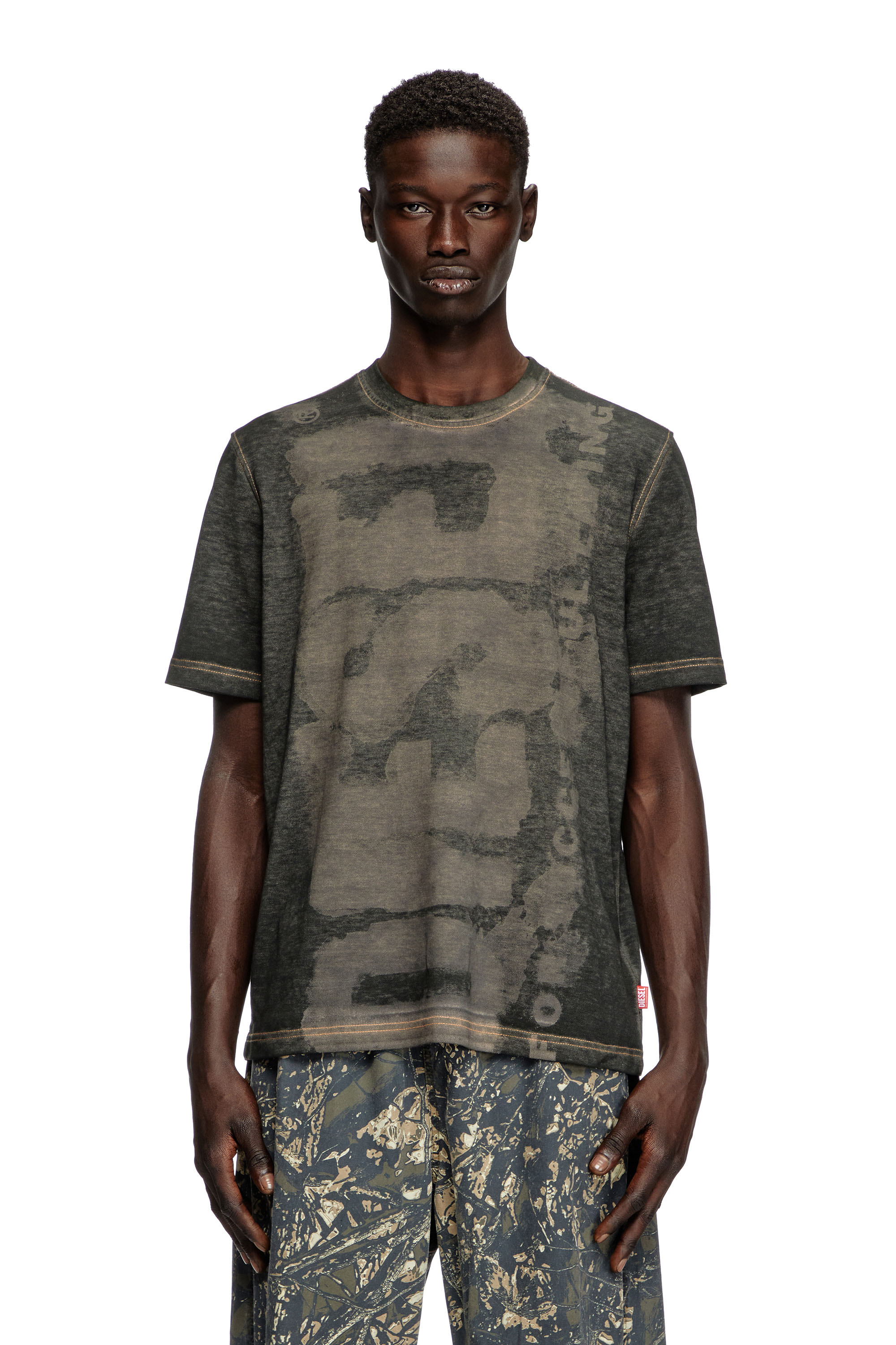 Men's Logo T-shirt in devoré pique | Black | Diesel US