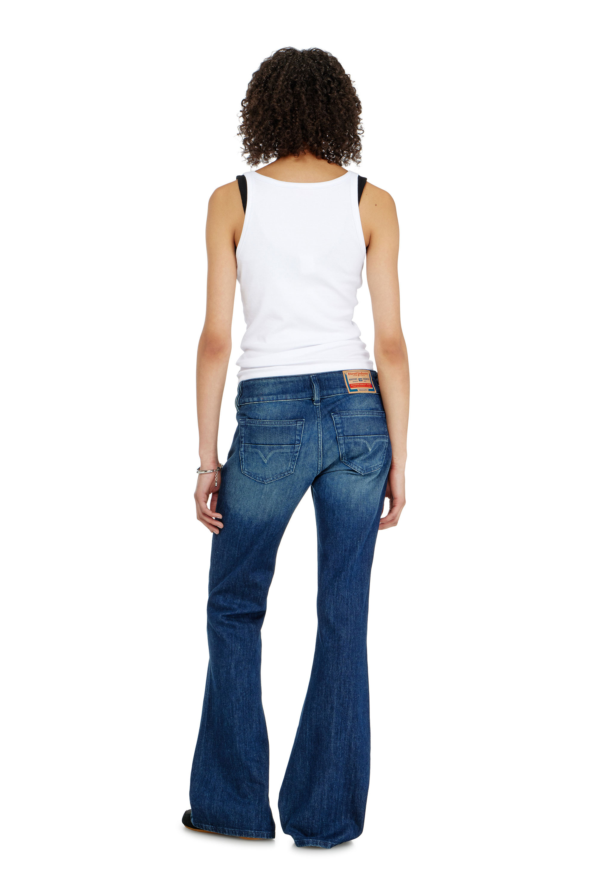 Diesel - Bootcut Jeans D-Hush 0KBBR Mujer, Azul Oscuro - 3