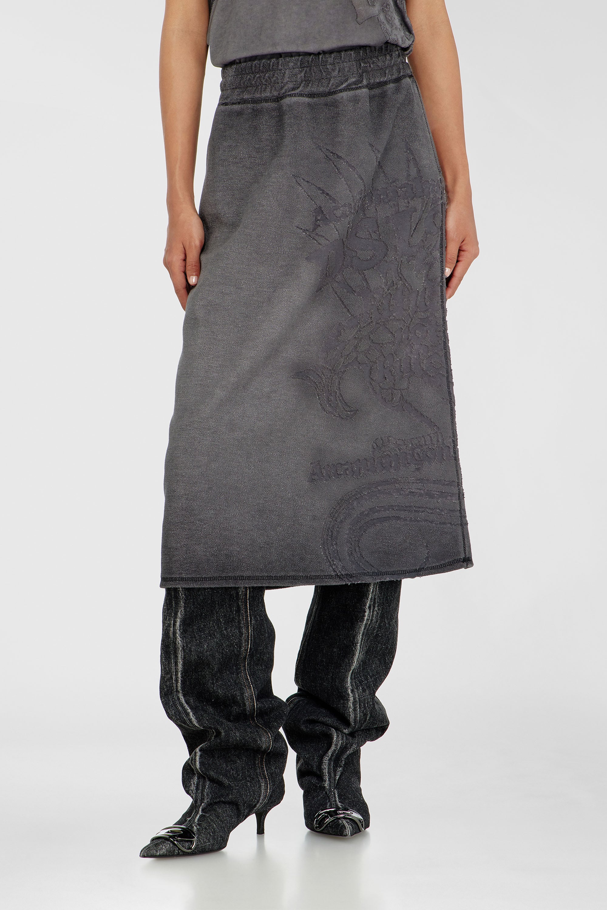 Diesel - O-BEAUTY, Female's Fleece midi skirt with d&eacute;vor&eacute; print in Dark Grey - 1