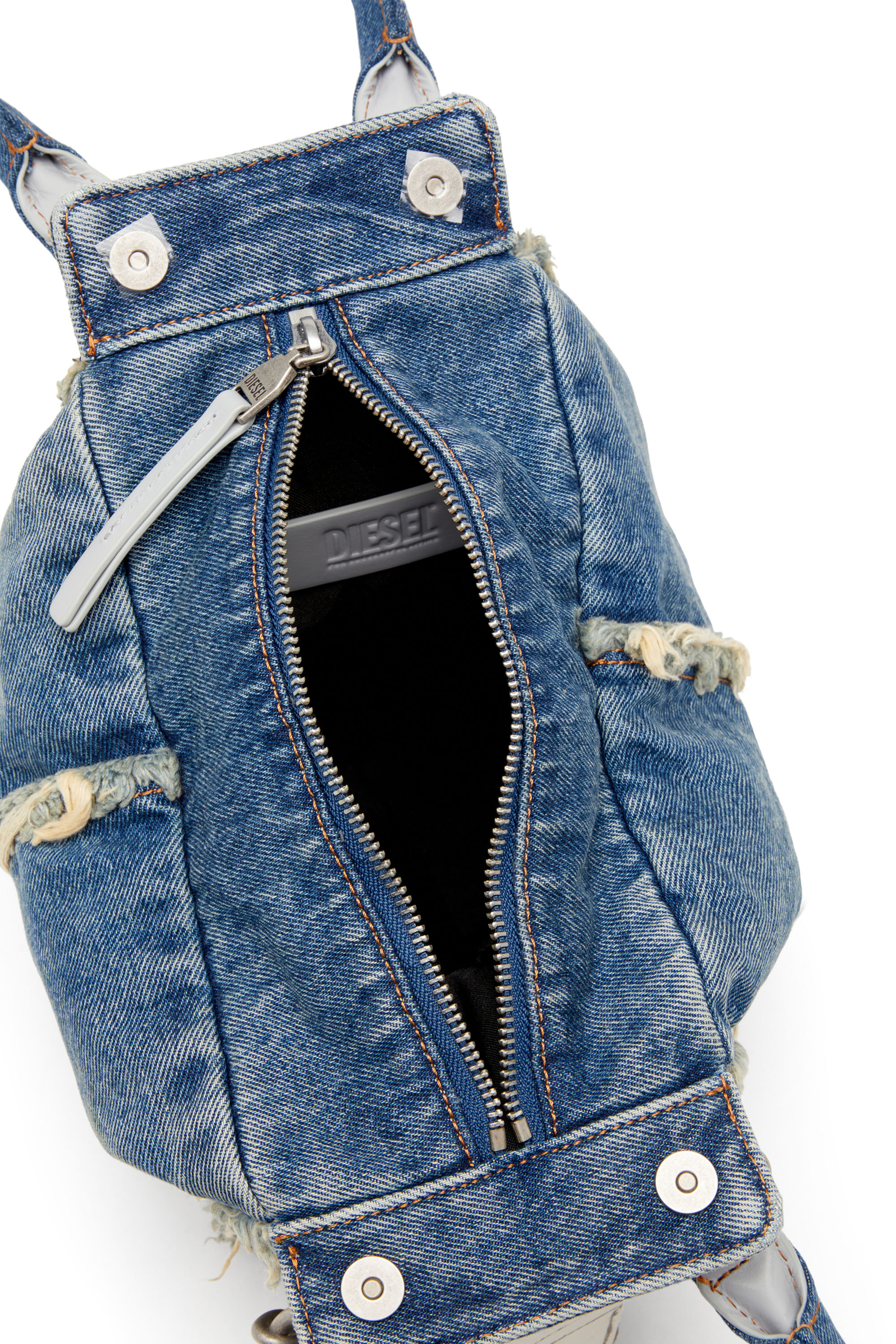 Diesel - D-VINA-XS, D-Vina-Xs-Sac à main en denim matelassé effet vieilli Femme in Bleu - 4